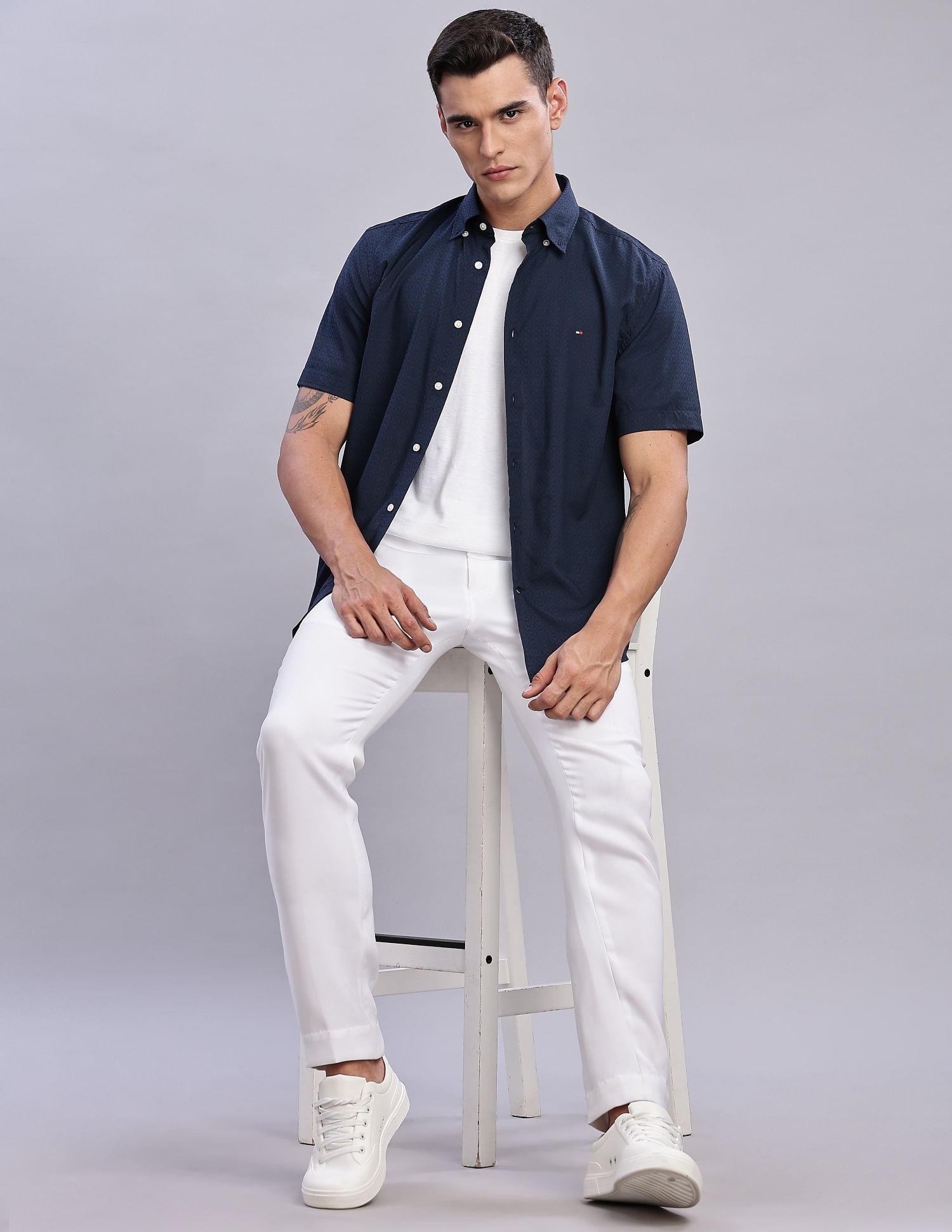 Tommy Hilfiger Mens Navy Geometric Shirt
