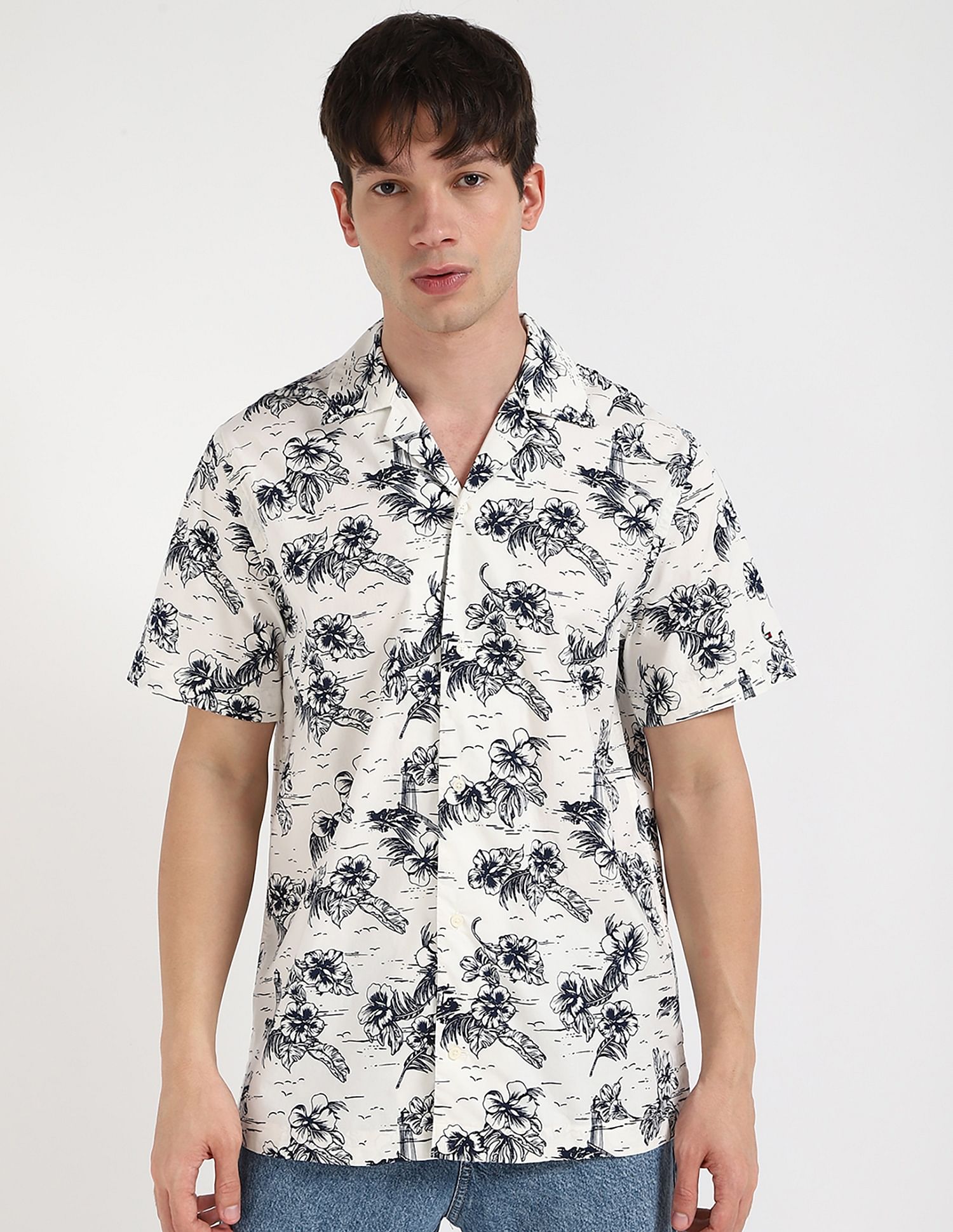 Tommy Hilfiger Printed Regular Fit Shirt