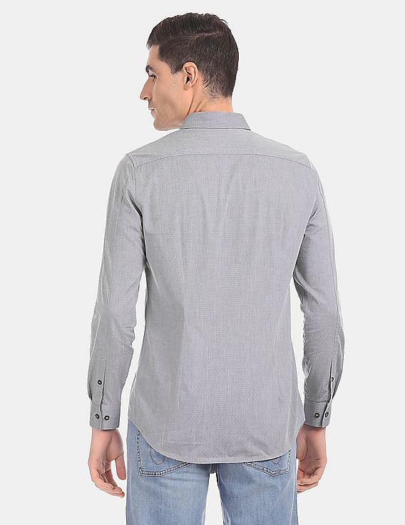 Buy Calvin Klein Men Light Grey Slim Fit Dobby Casual Shirt 