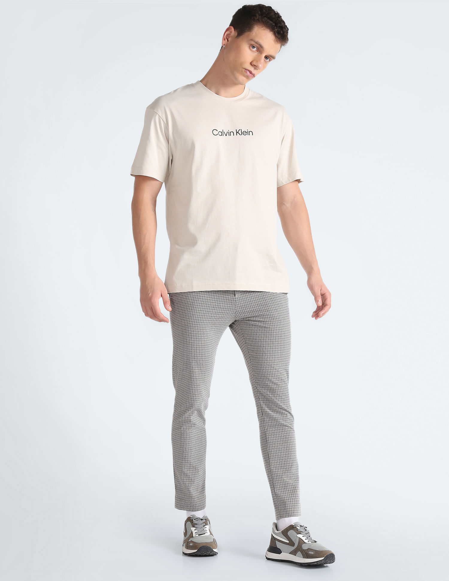 Calvin Klein Transitional Cotton Solid T-Shirt