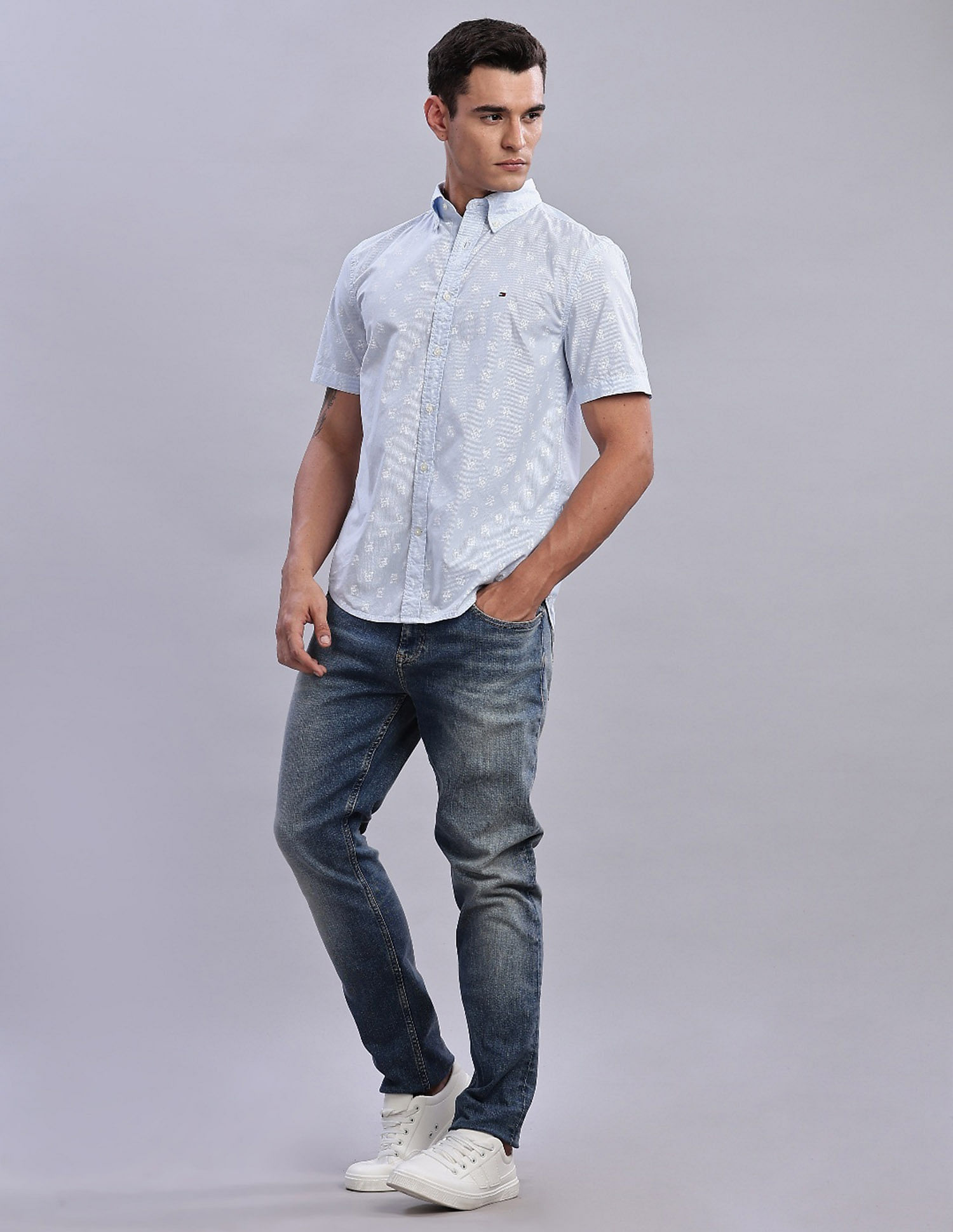 Tommy Hilfiger Printed Regular Fit Plain Woven Shirt