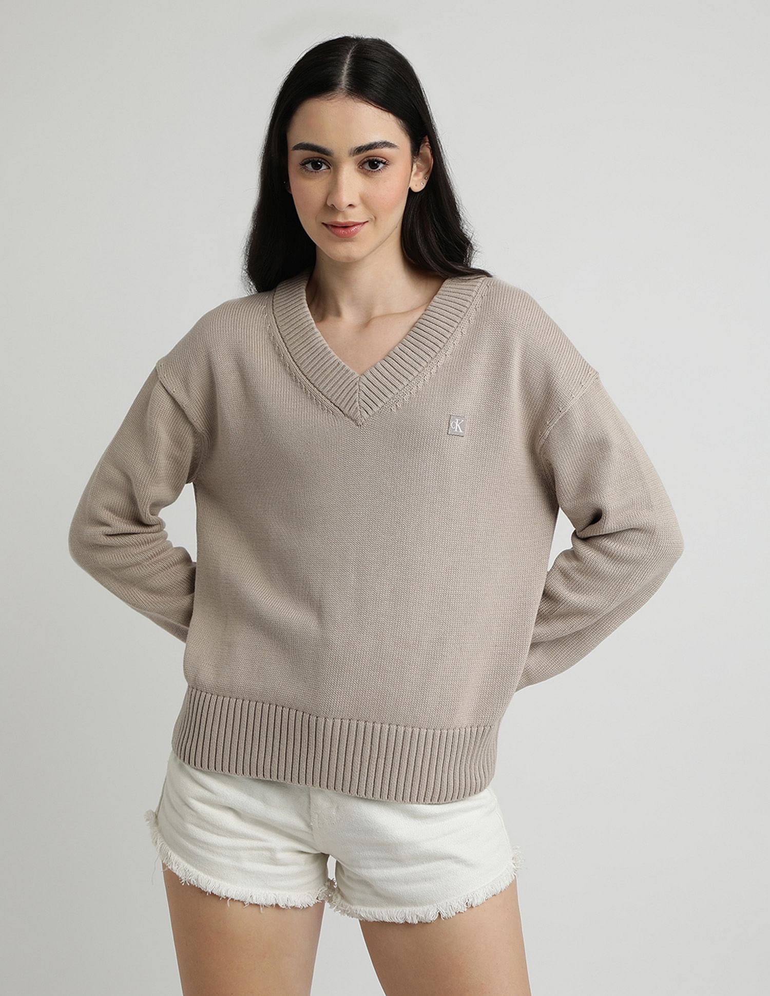 Calvin Klein Jeans Embro Badge V Neck Sweater