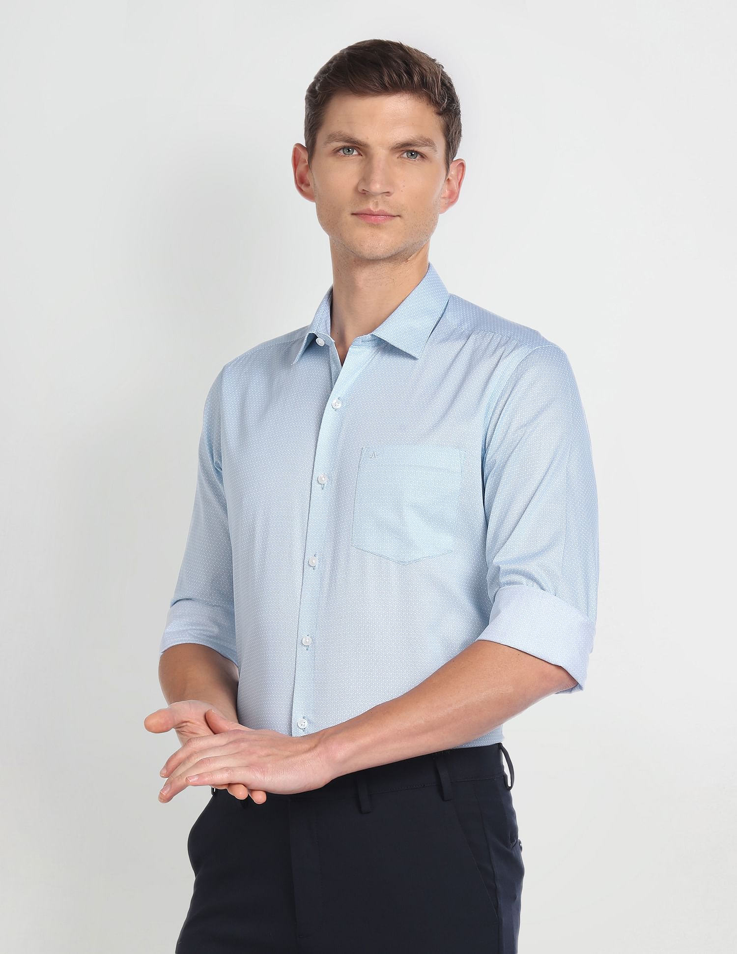 Arrow Cotton Manhattan Slim Fit Shirt