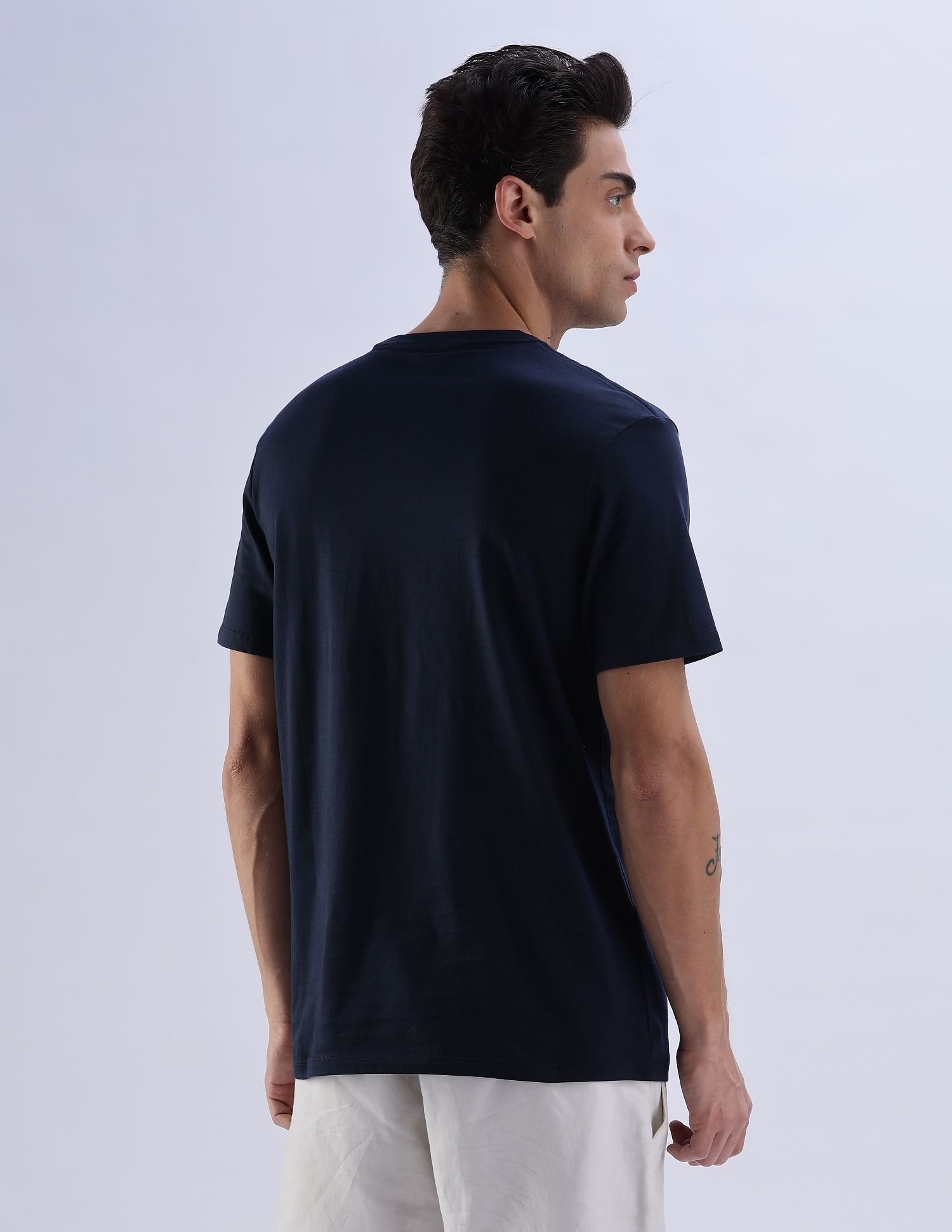 Calvin Klein Jeans Regular-Fit Solid Cotton T-Shirt