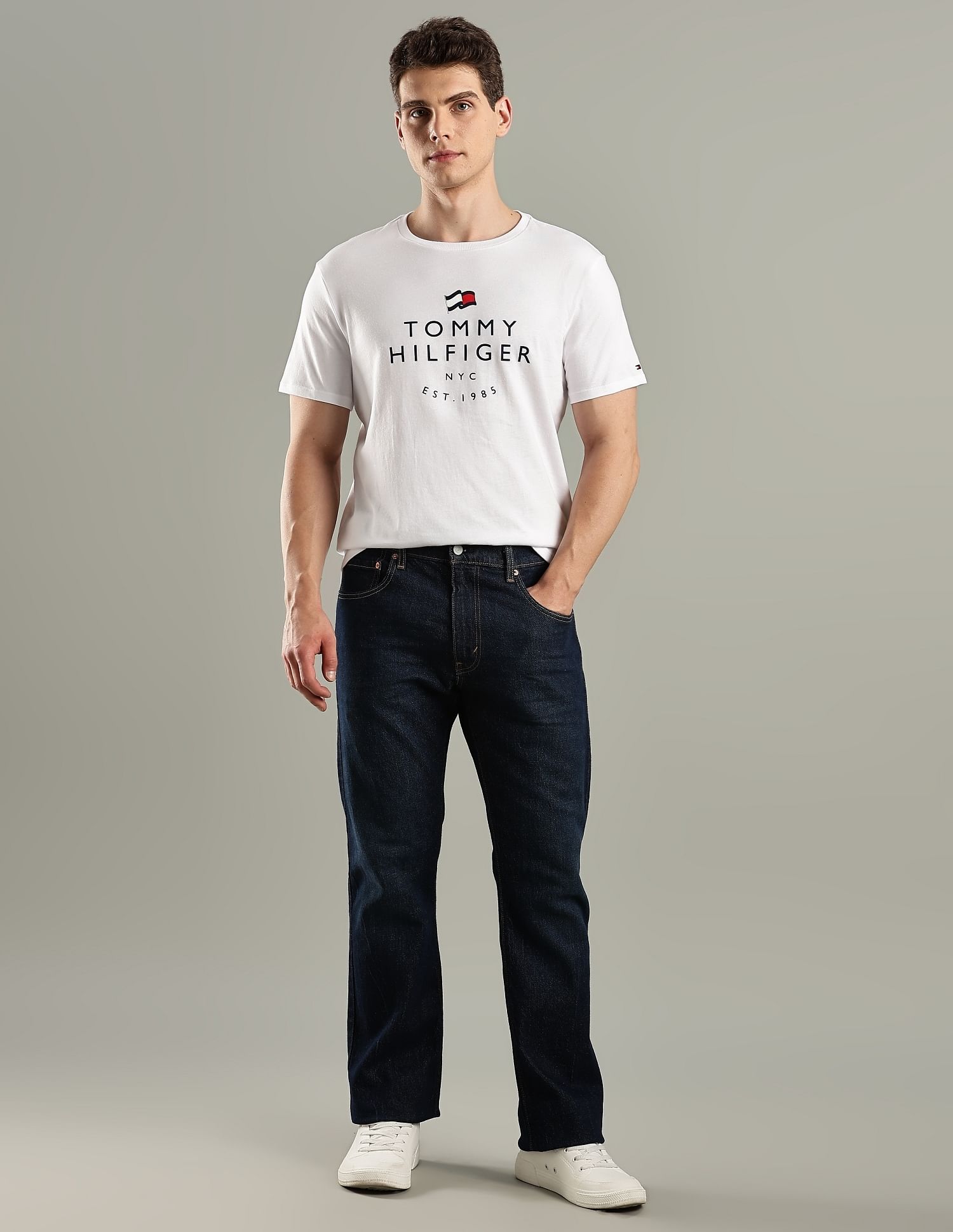 Tommy Hilfiger Logo Regular-Fit Cotton T-Shirt