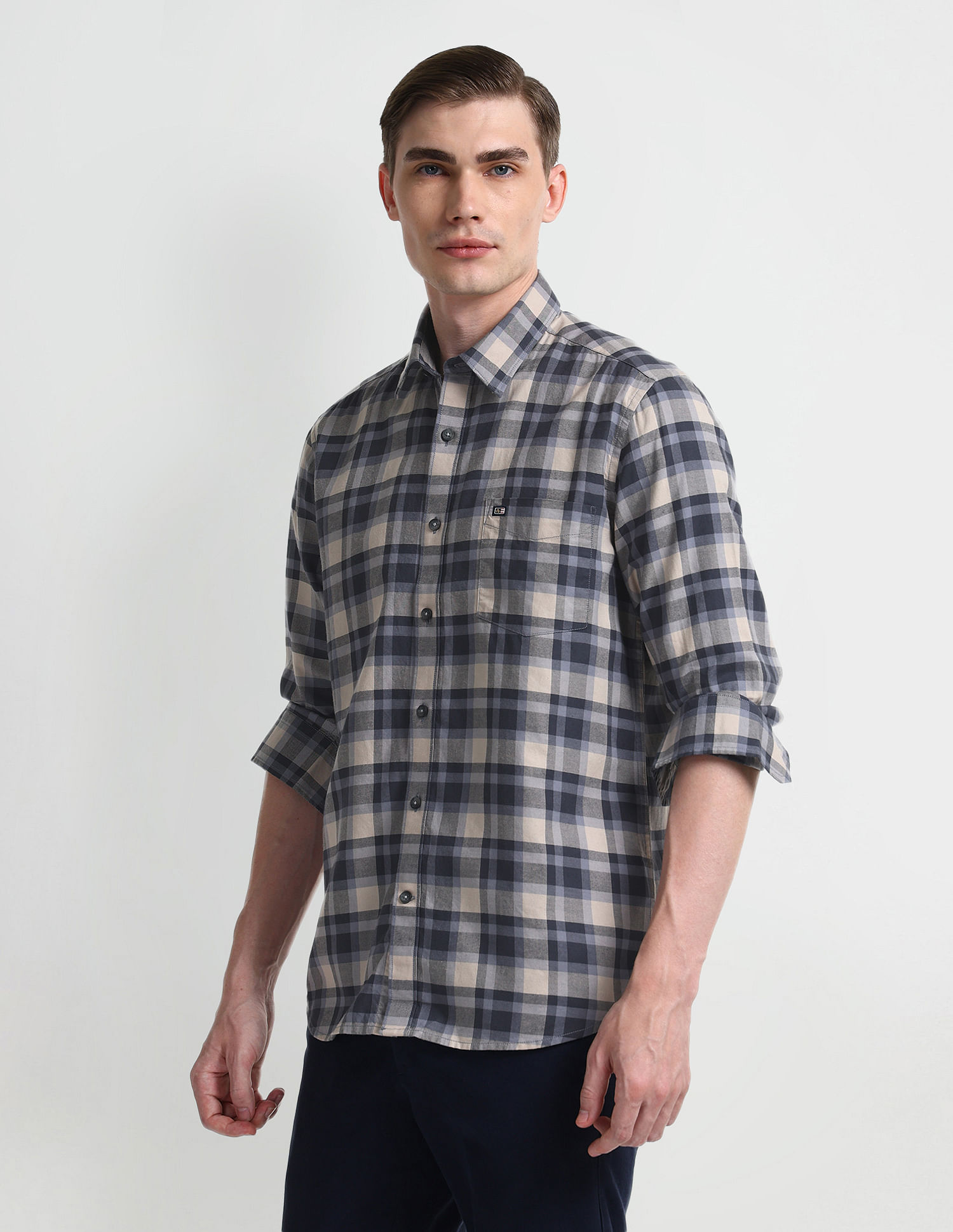 Arrow Sport Slim Fit Point Collar Shirt