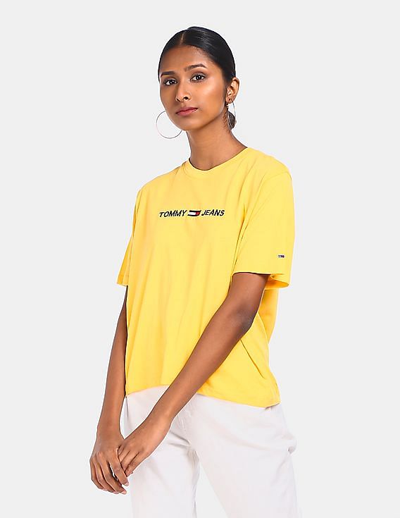 Tommy Hilfiger Womens Big Logo T-Shirt (XX-Large, Soft Yellow) at   Women's Clothing store