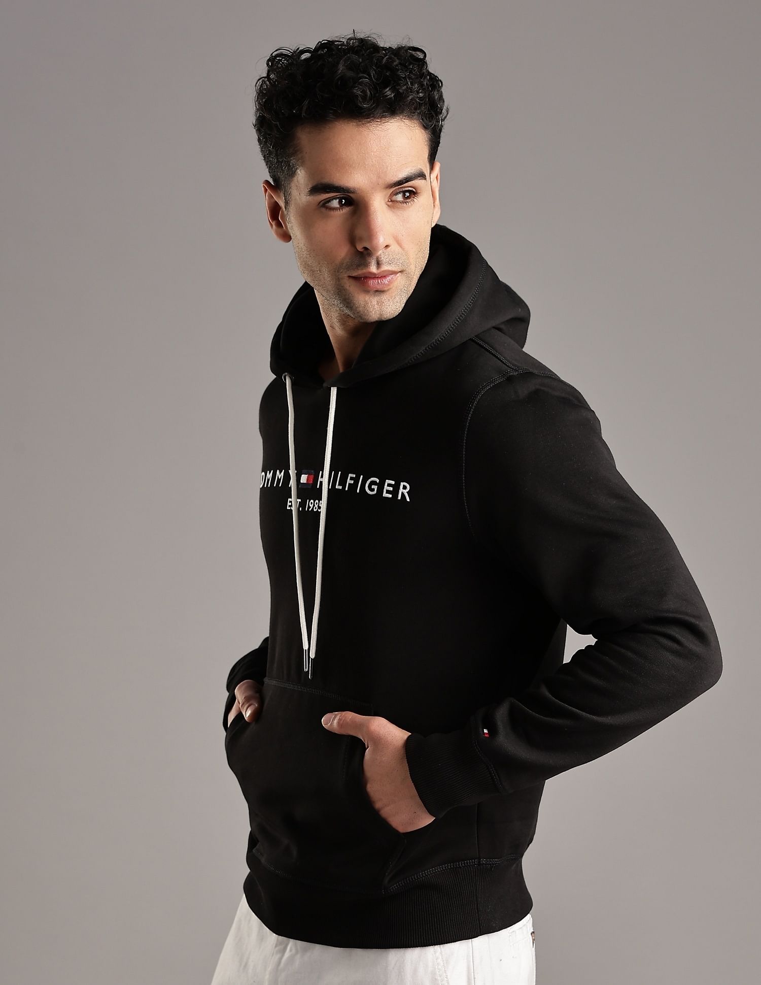 Tommy Hilfiger Embroidered Logo Regular-Fit Cotton Sweatshirt