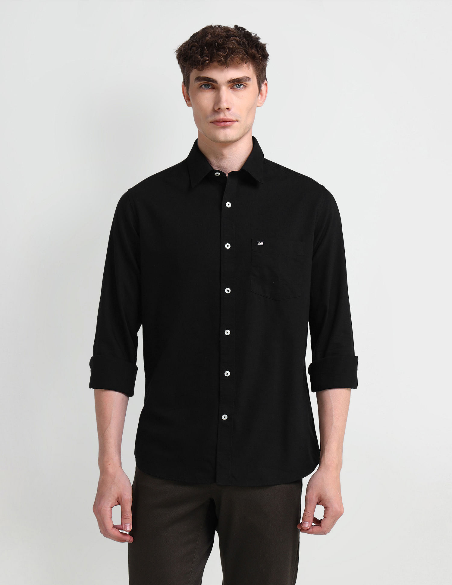 Arrow Sport Manhattan Slim Fit Solid Shirt