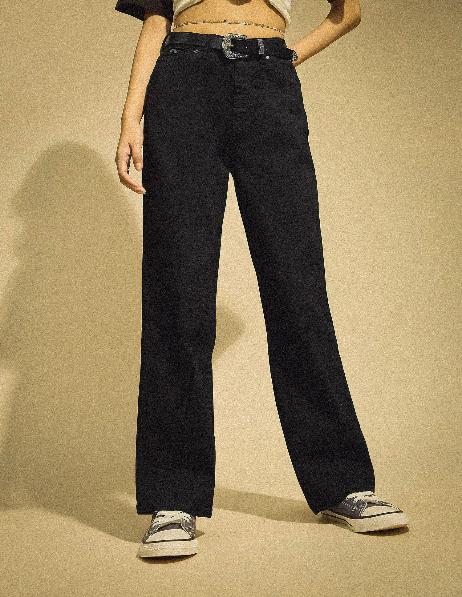 Flying Machine Women Straight Fit Pocket Detailed Jeans