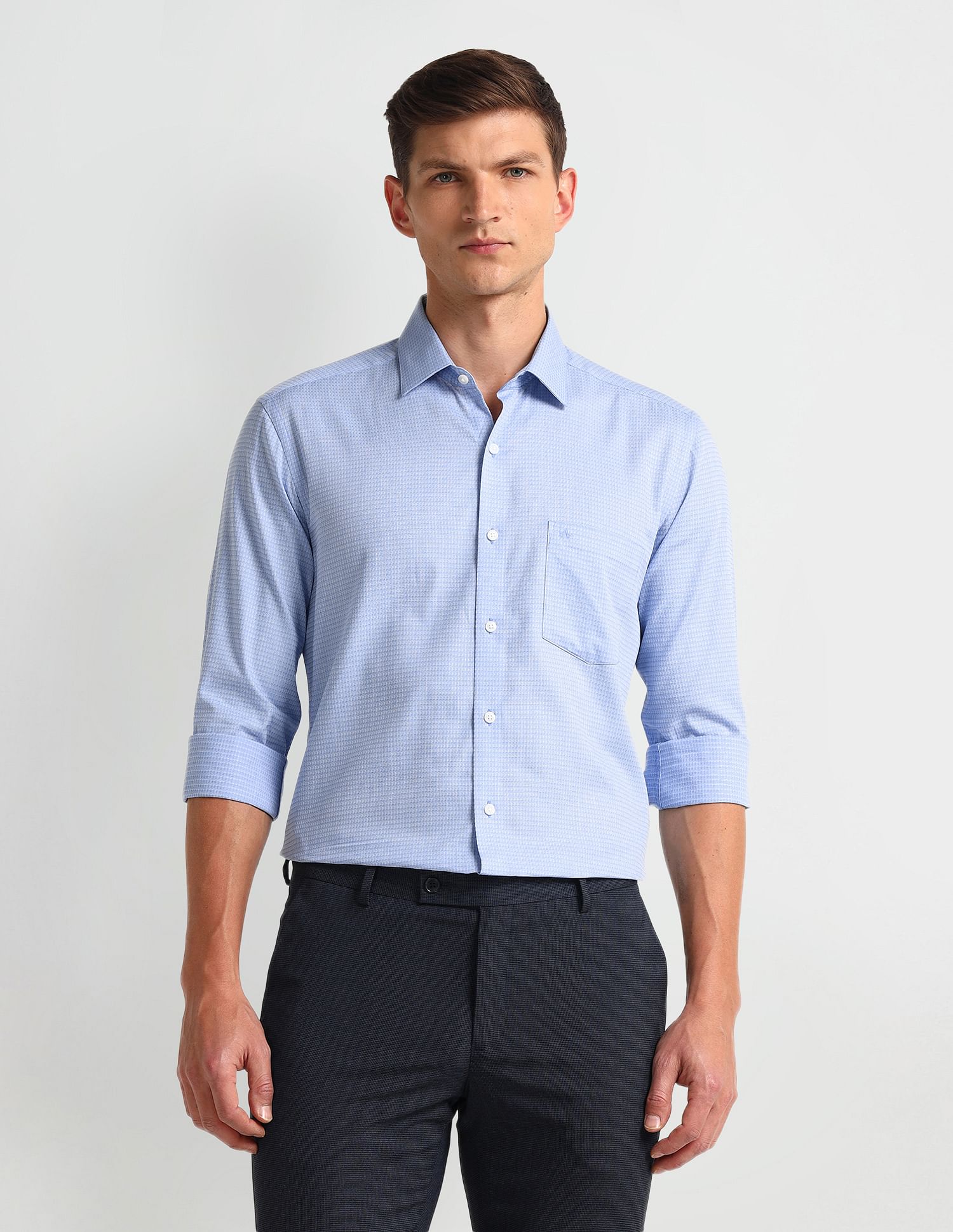 Arrow Slim Fit Solid Cotton Shirt