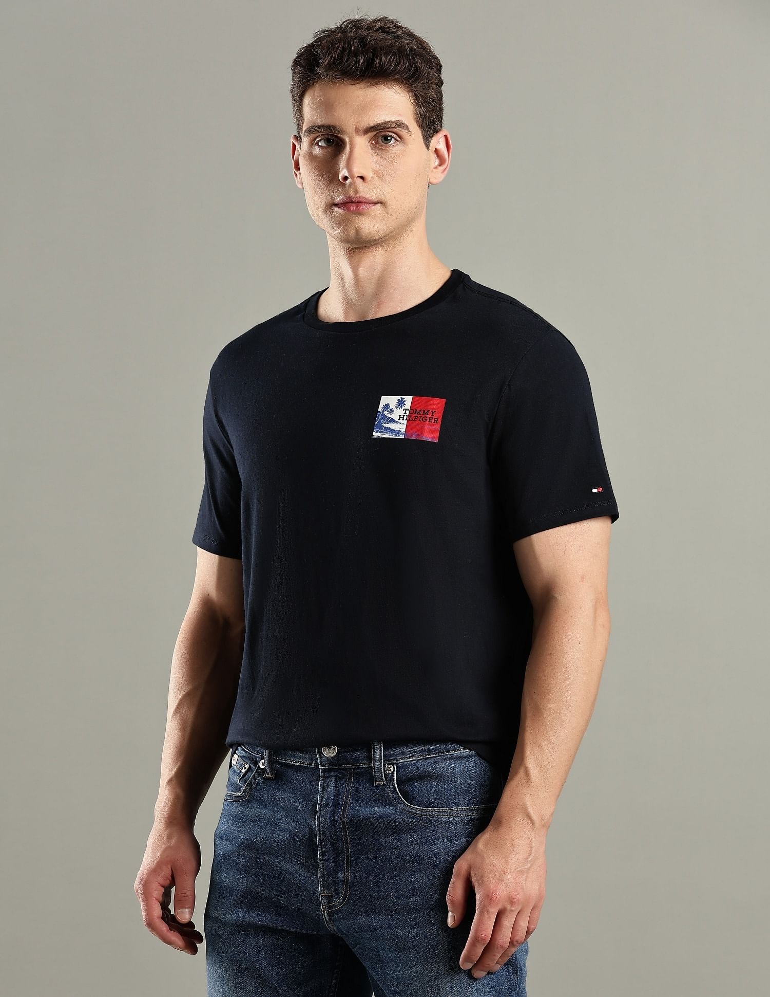 Tommy Hilfiger Graphic Regular-Fit Cotton T-Shirt