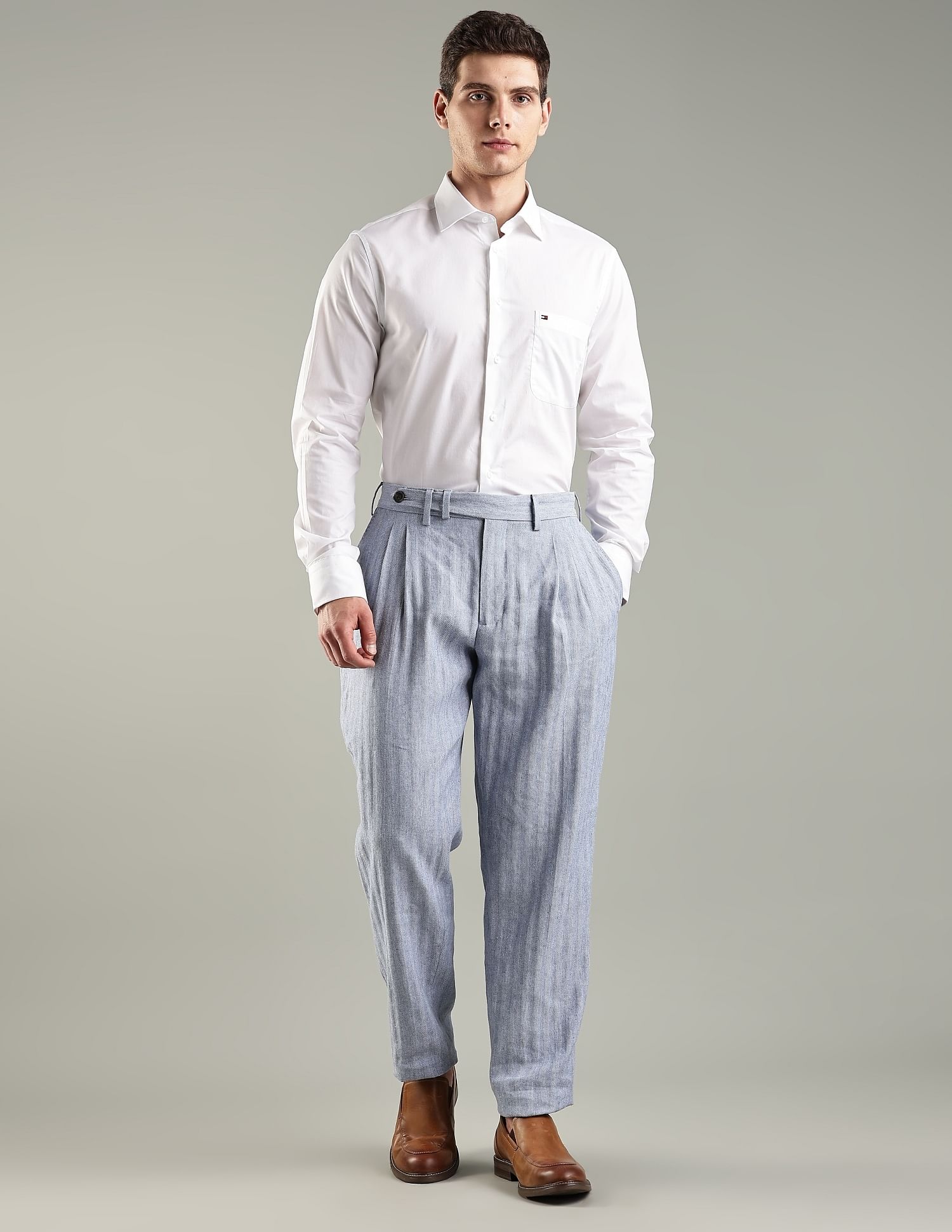 Tommy Hilfiger Solid Regular-Fit Cotton Woven Shirt