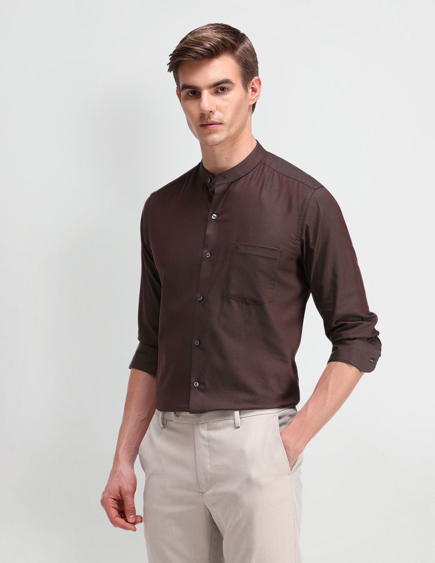 Arrow Manhattan Slim Fit Textured Shirt