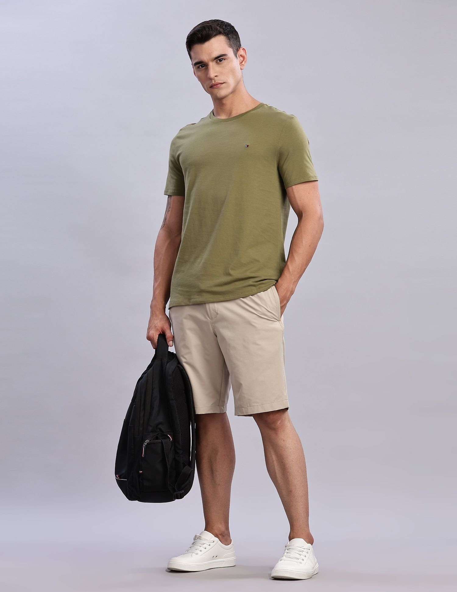 Tommy Hilfiger Mens Green Solid T-Shirt