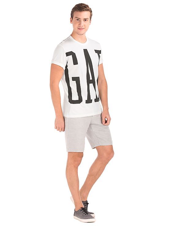 gap MEN'S COLLECTIONS 大型版 Buy GAP Men Men White Oversized Graphic Crew Neck T-Shirt