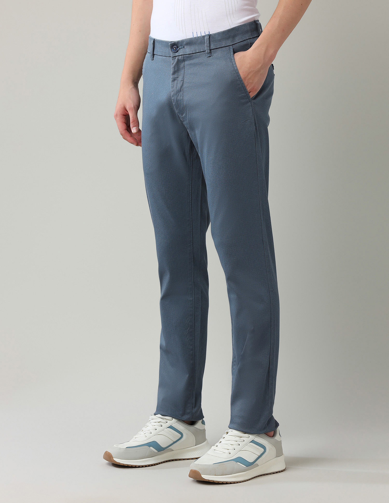 Arrow Sport Solid Slim Fit Trousers
