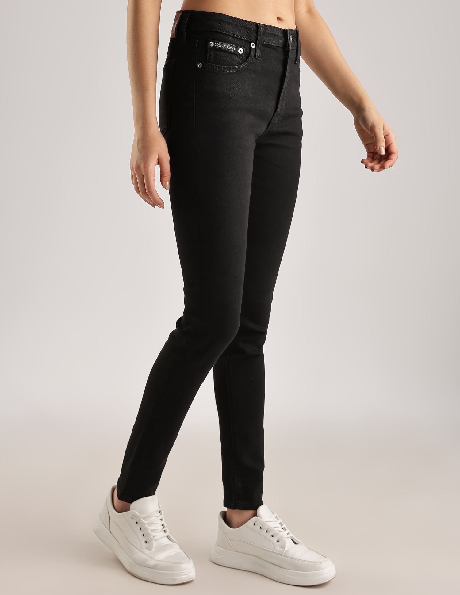 Calvin Klein Cotton Skiiny-Fit Mid Rise Jeans