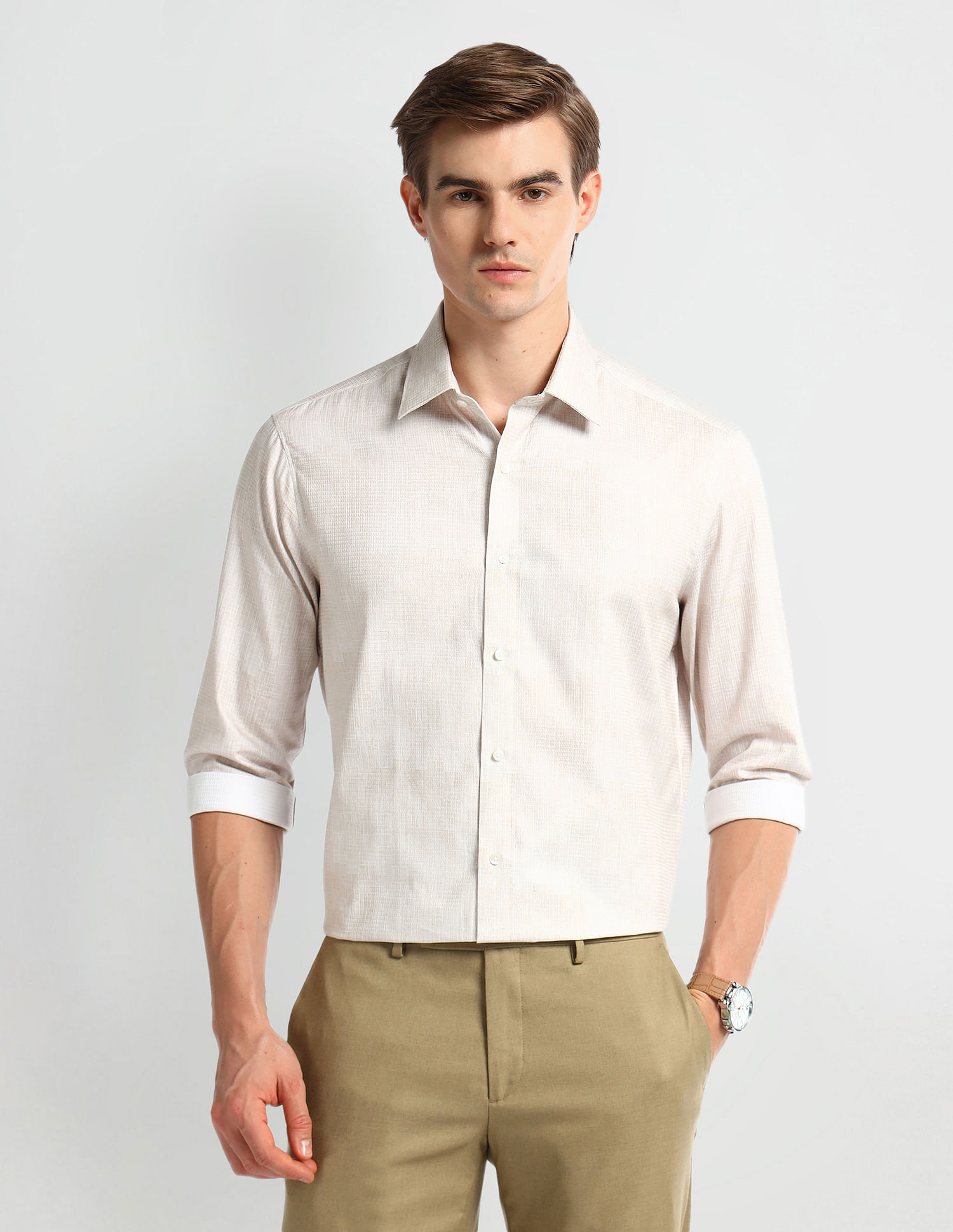 Arrow Textured Pattern Slim Fit Shirt