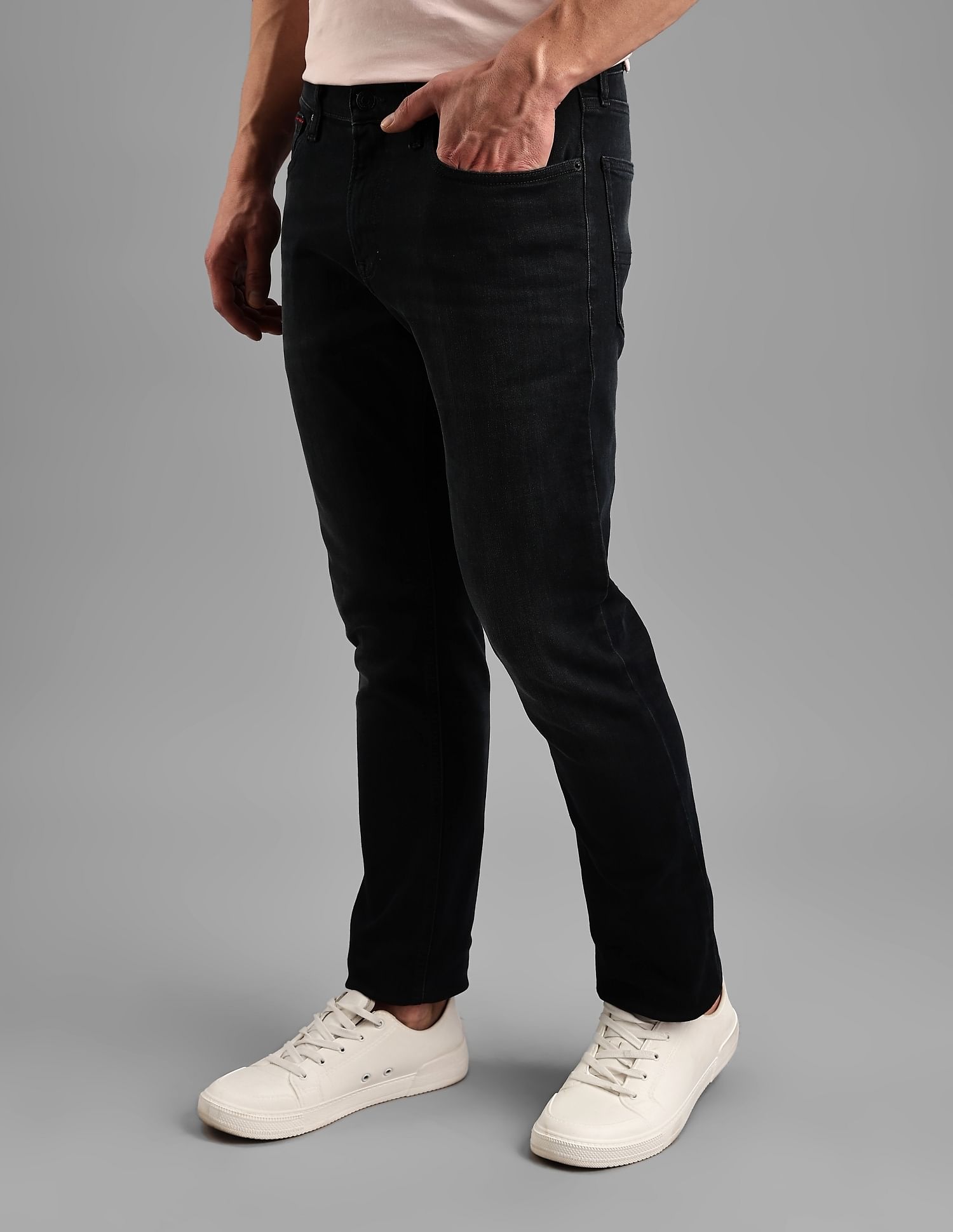 Tommy Hilfiger Mid-Wash Regular-Fit Mid Rise Jeans