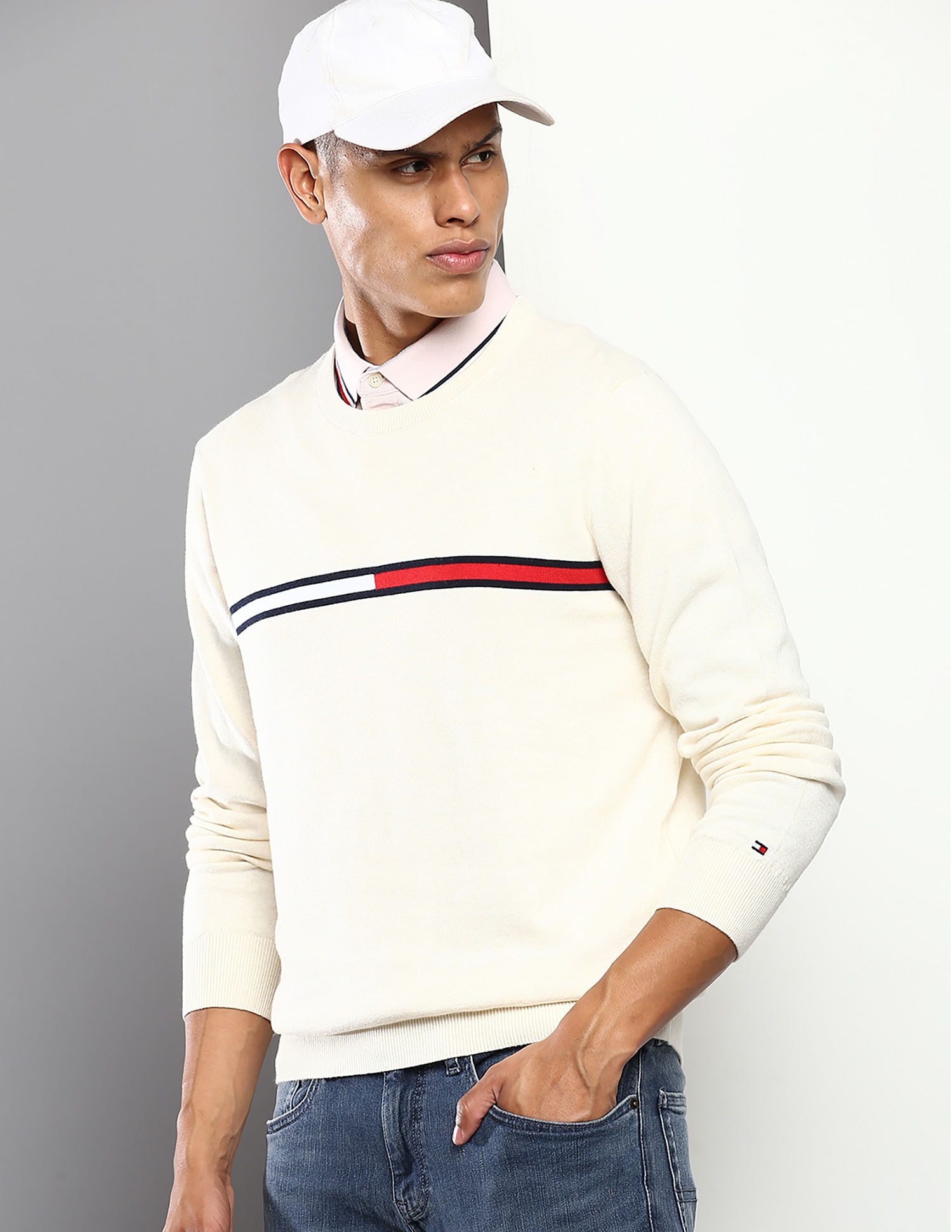 Buy Tommy Hilfiger Men White Brand Crew Neck Sweater - NNNOW.com