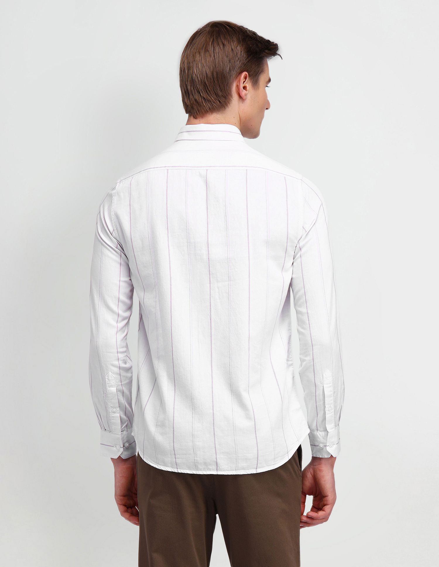 Arrow Sport Manhattan Slim Fit Vertical Striped Shirt