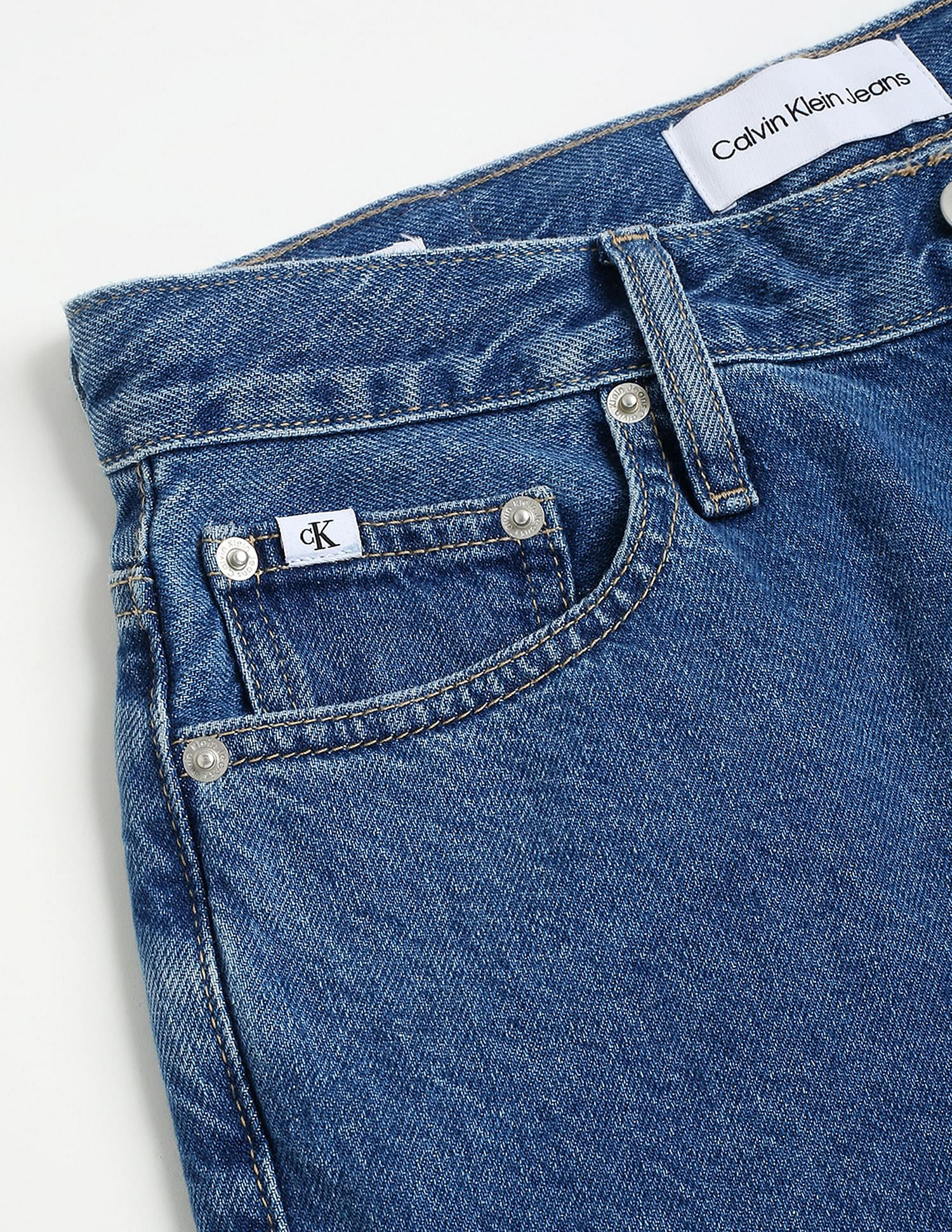 Calvin Klein Women Solid Mom Fit Jeans