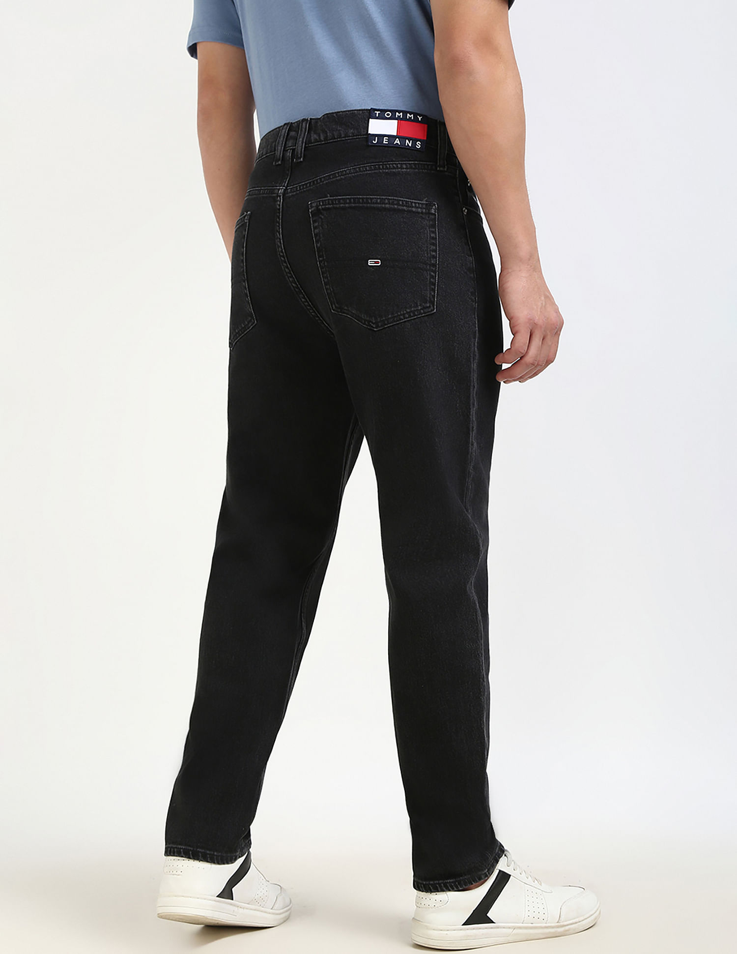 Tommy Hilfiger Rinse-Wash Relaxed-Fit Mid Rise Jeans