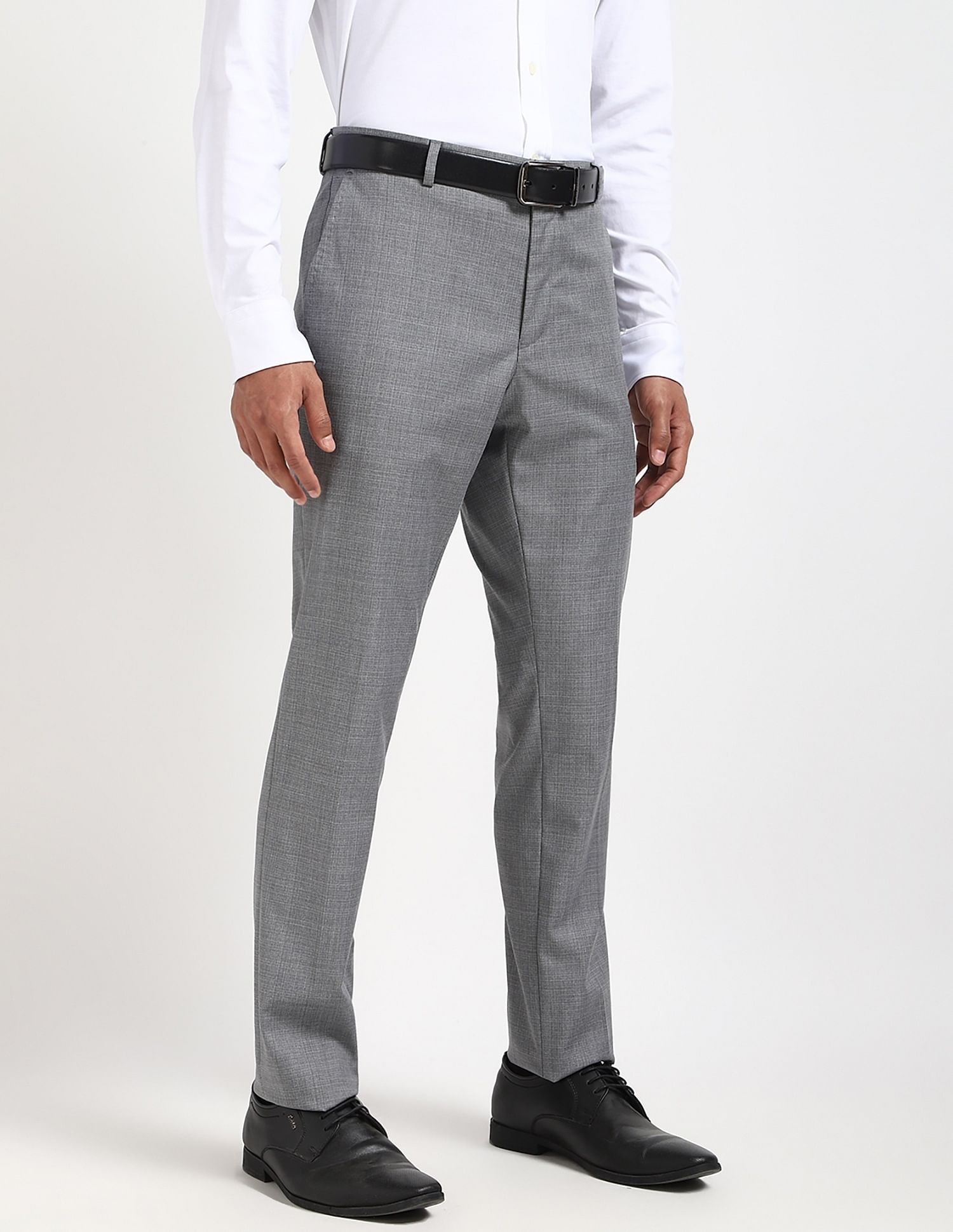 Tommy Hilfiger Regular-Fit Self-Design Mid-Rise Trouser