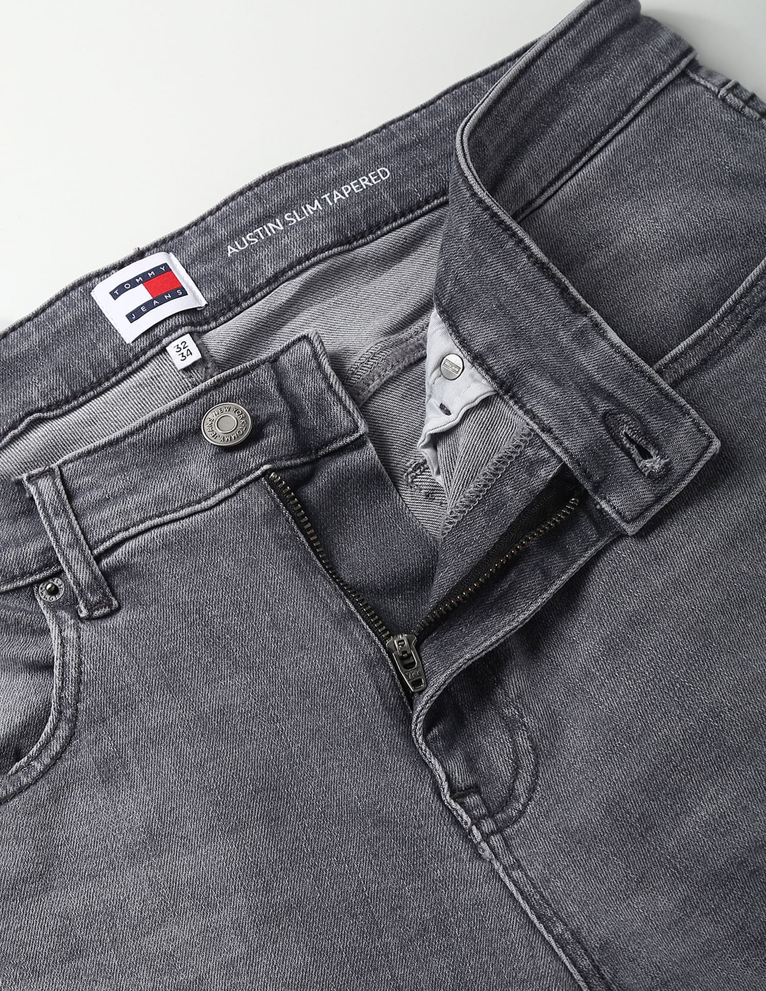 Tommy Hilfiger Austin Slim Tapered Stone Wash Jeans