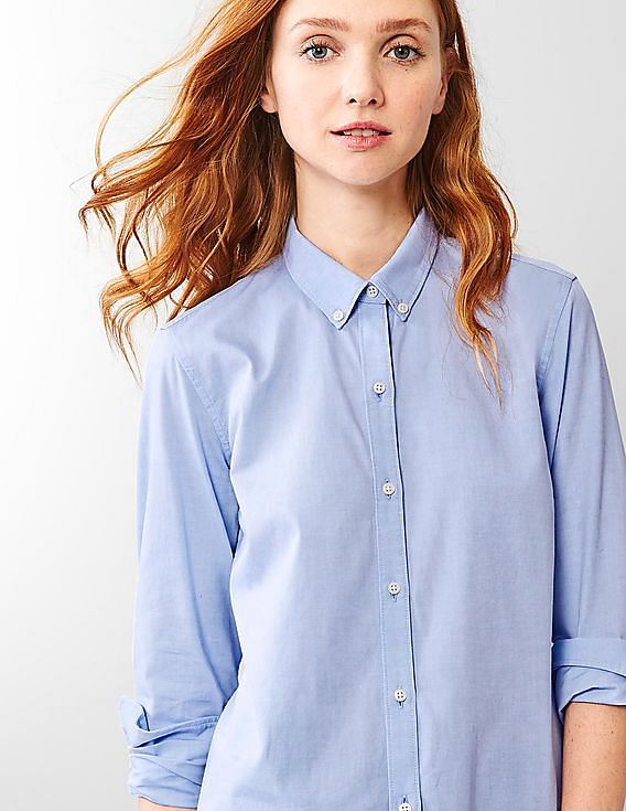 Gap boyfriend sale fit button down