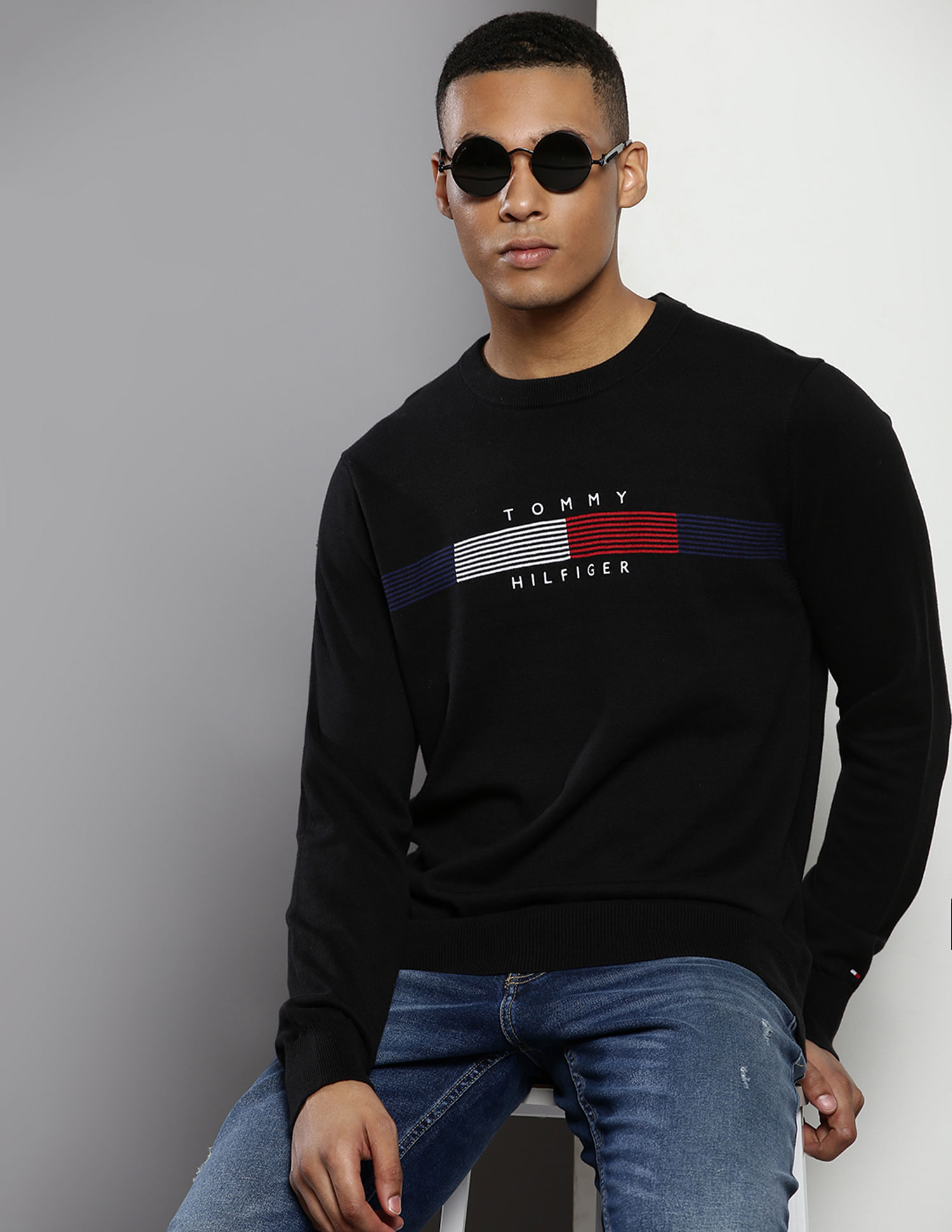 tommy hilfiger flag sweater