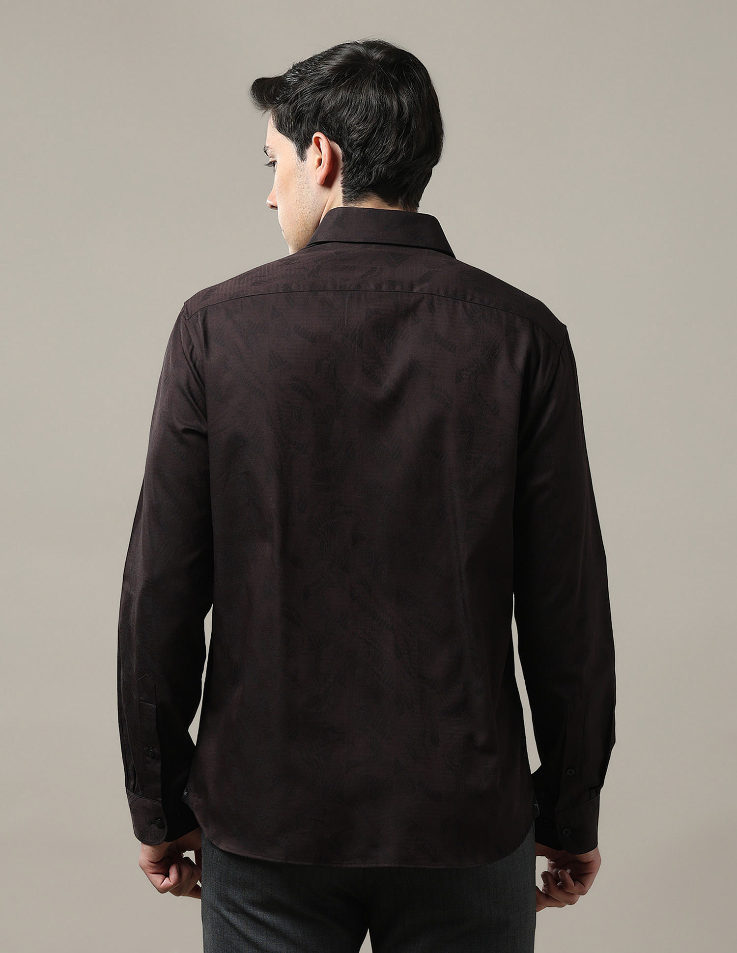 Arrow Tailored Fit Textured 1851 Shirt