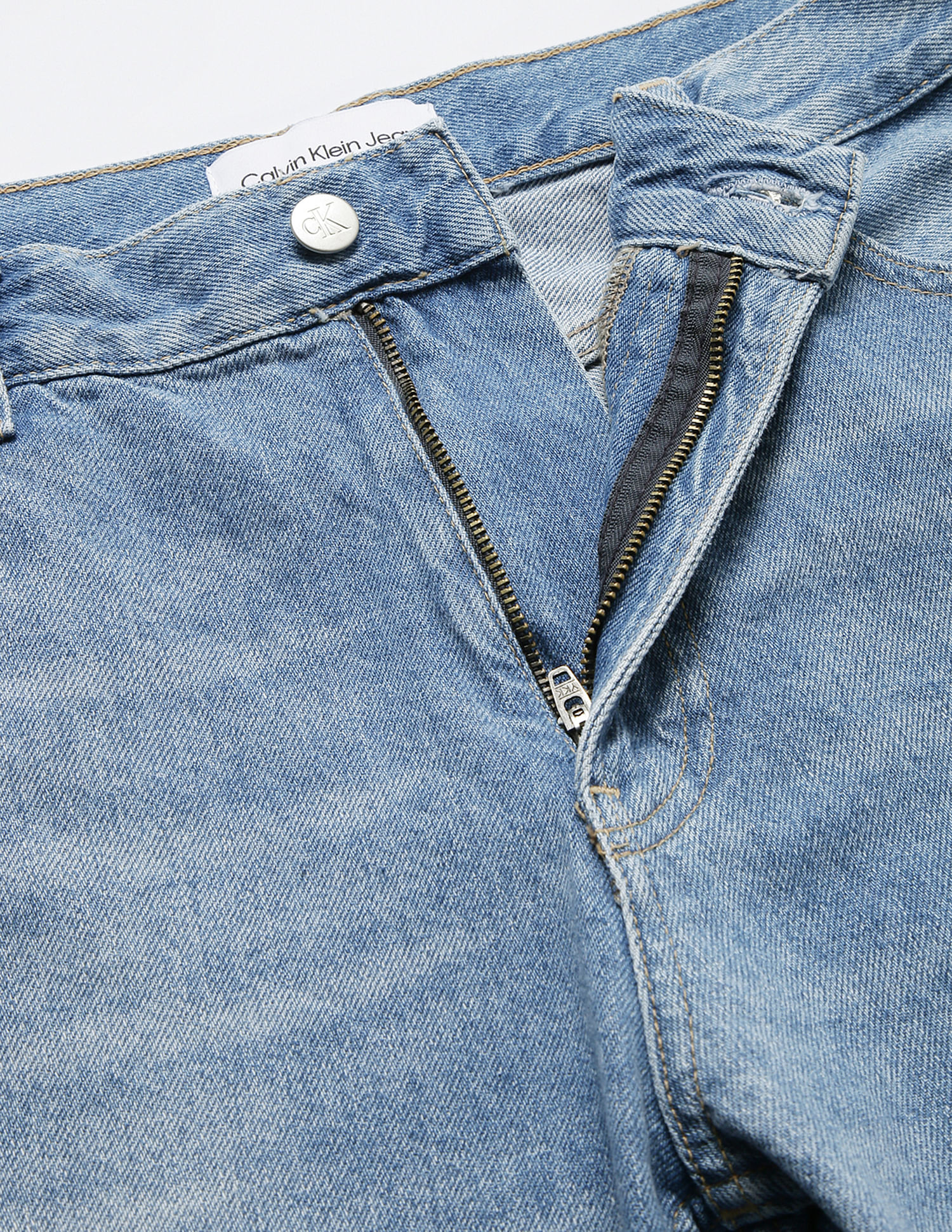 Calvin Klein Jeans Distressed Dad Jeans