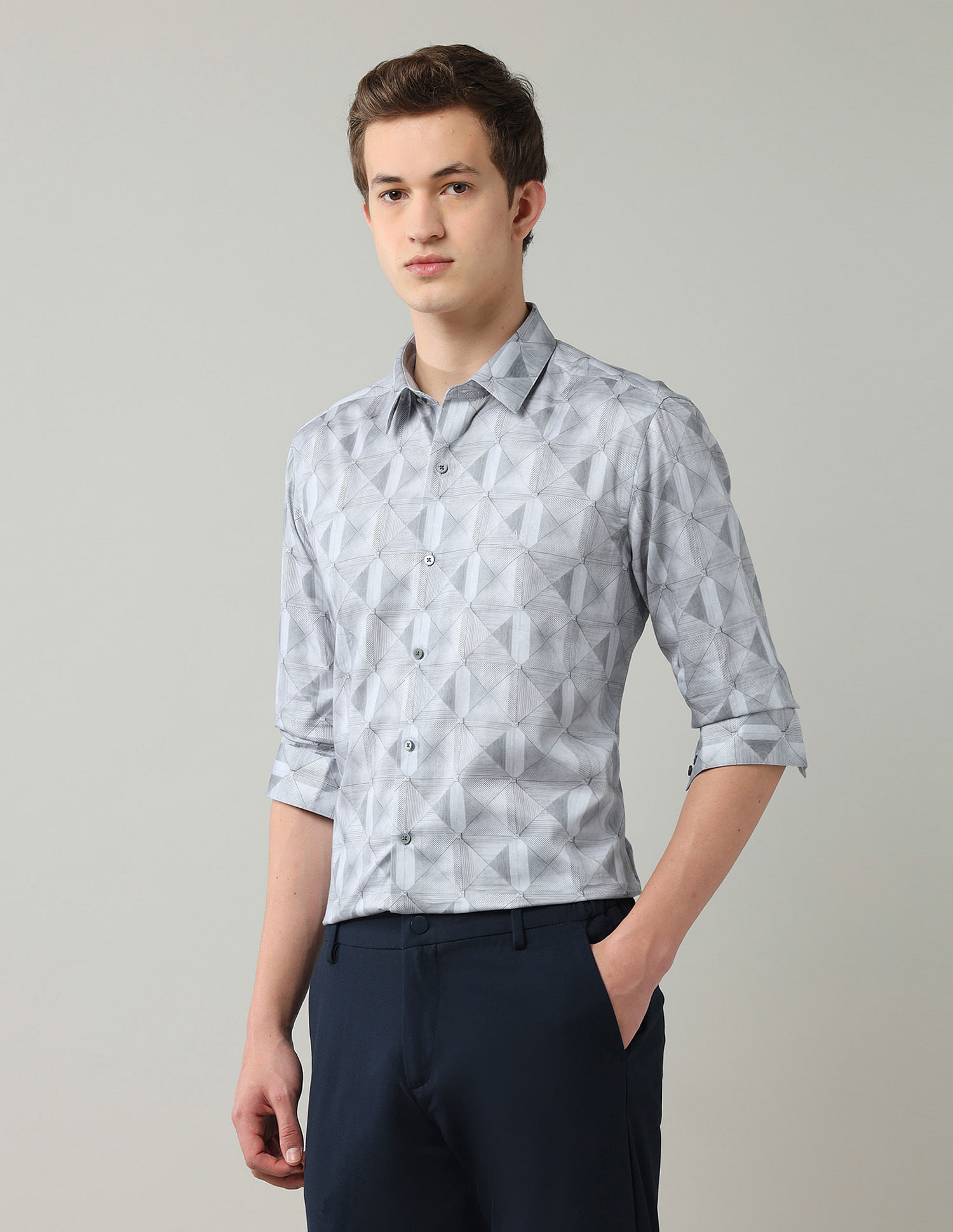 Arrow Newyork Pure Cotton Manhattan Slim Fit Shirt