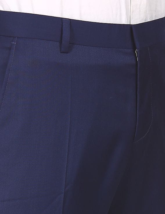 Buy Tommy Hilfiger Men Blue Slim Fit Solid Formal Trousers - NNNOW.com