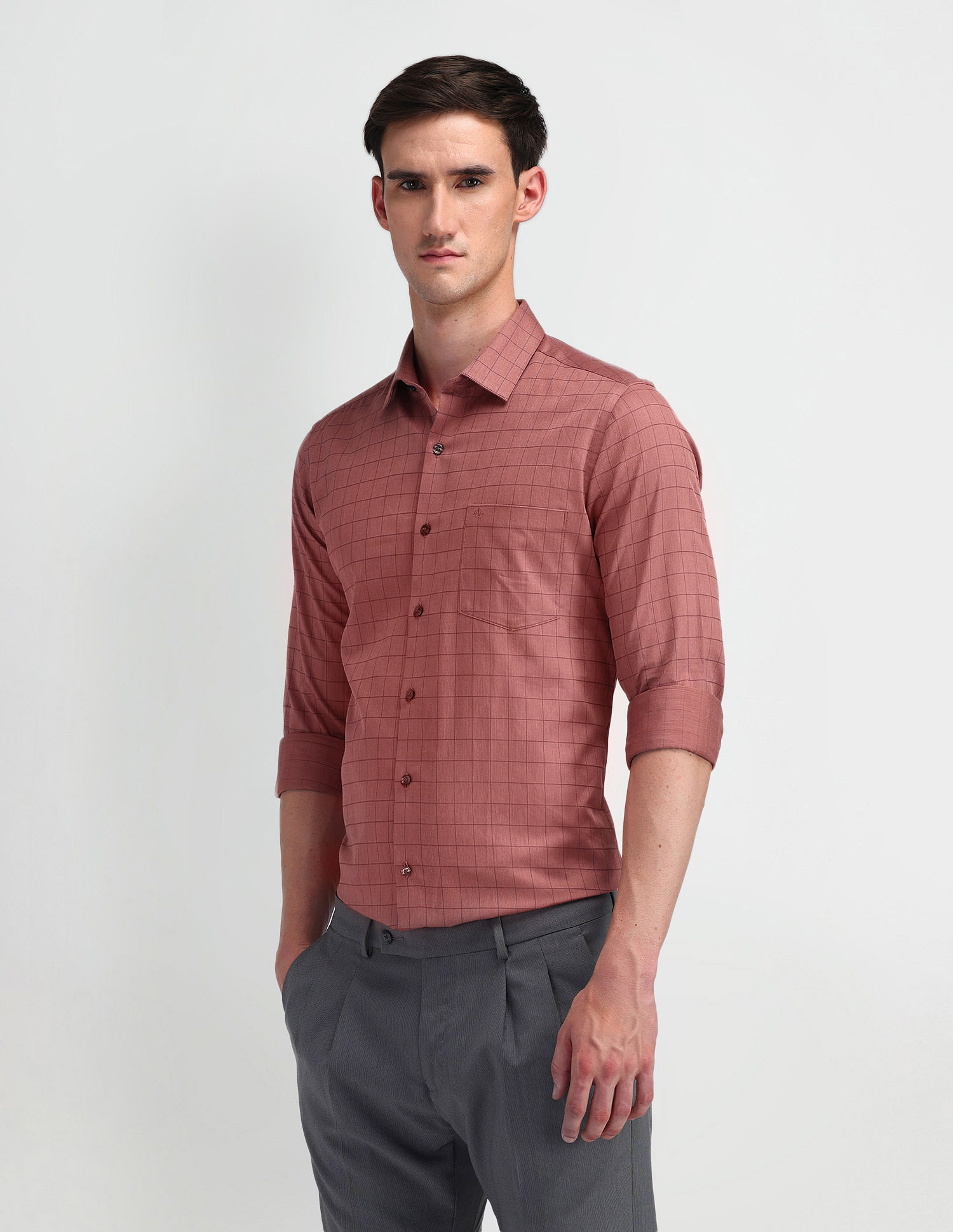 Arrow Pure Cotton Manhattan Slim Fit Shirt