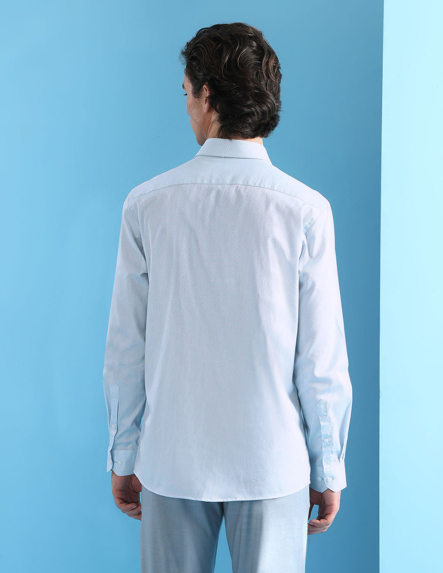Arrow Geometric Printed Velocity Shirt