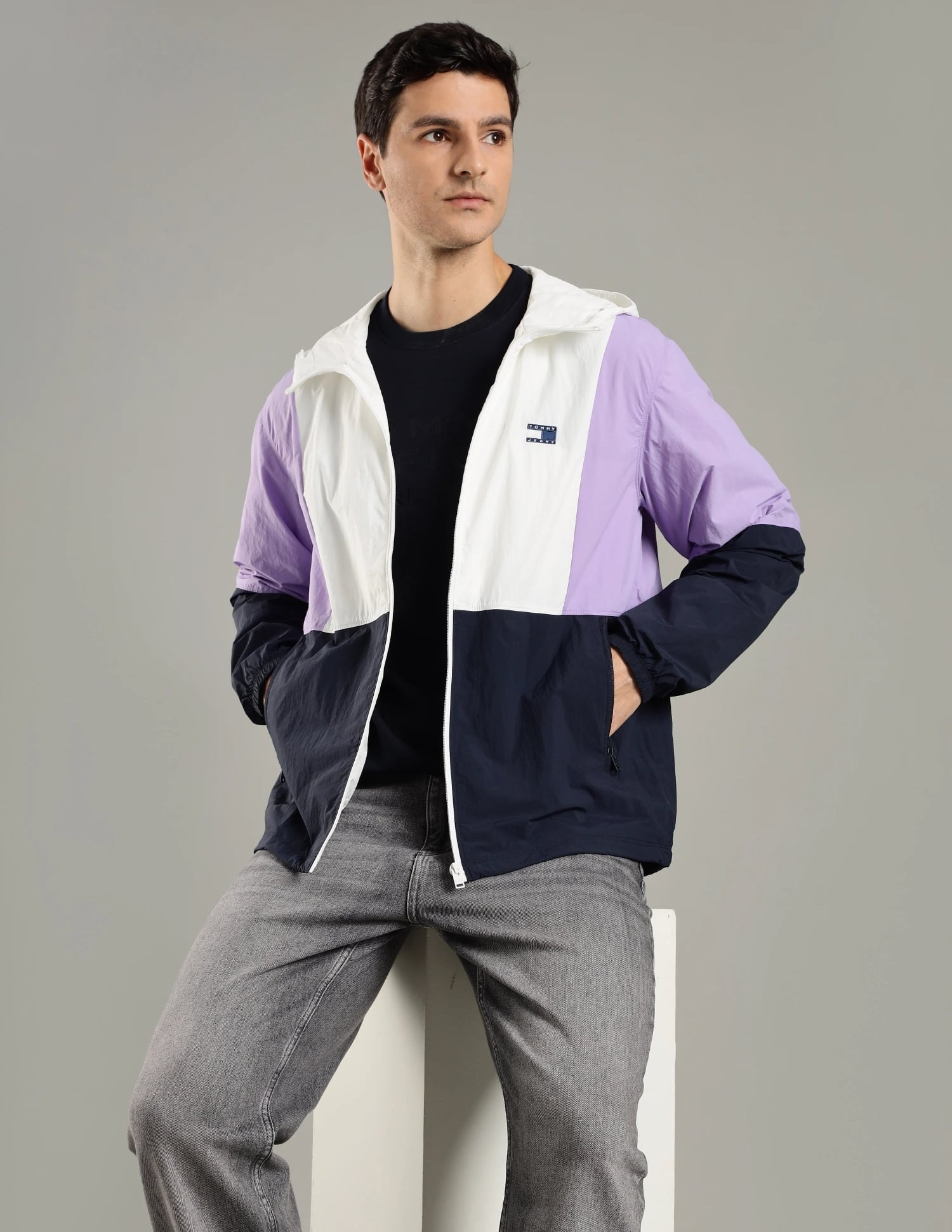 Buy Tommy Hilfiger Colorblock Relaxed Fit Nylon Jacket - NNNOW.com