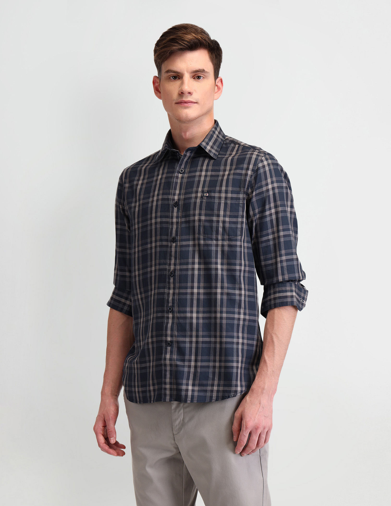 Arrow Sport Tailored Fit Cotton Shirt