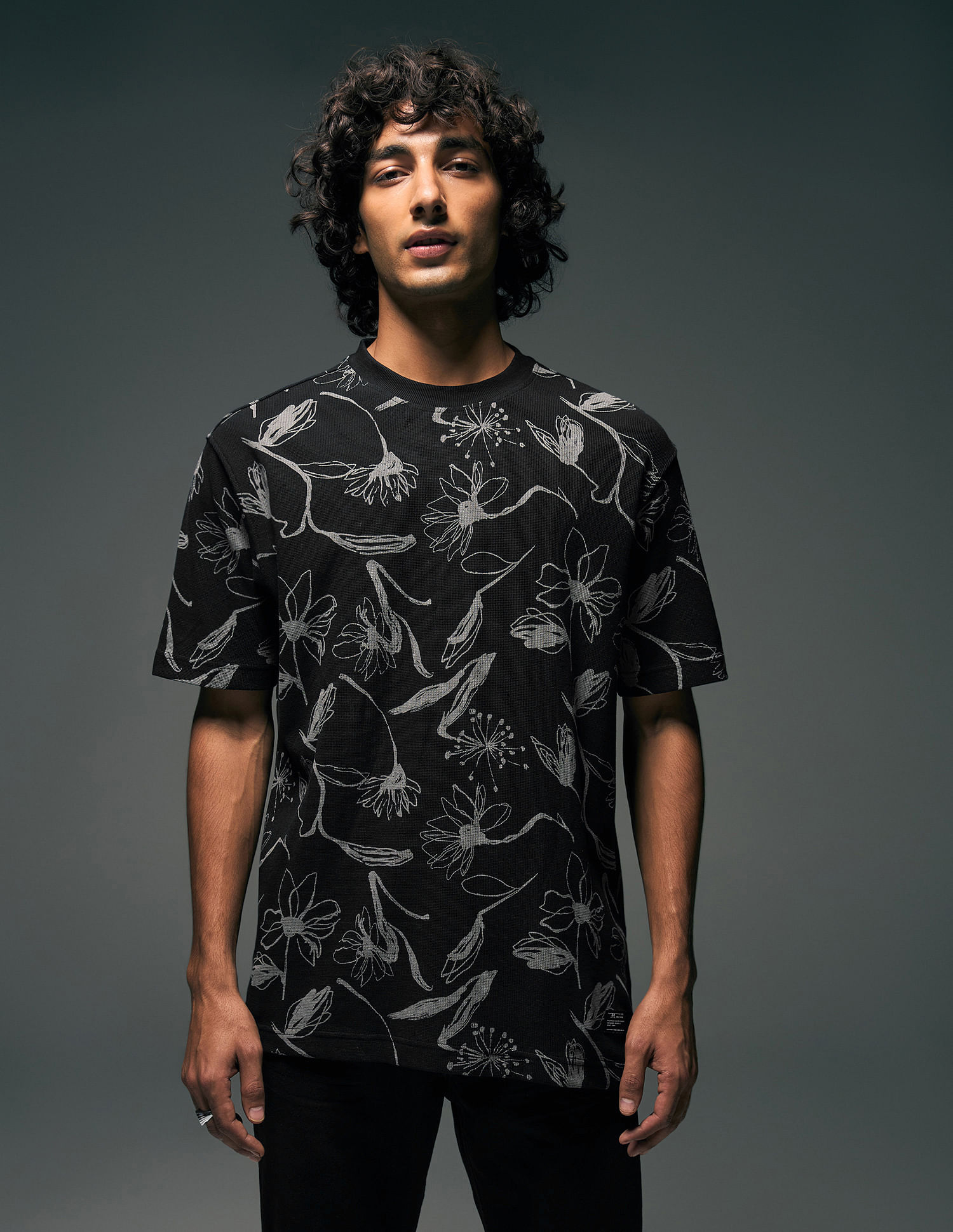 Flying Machine Floral Printed Relaxed Fit T-Shirt