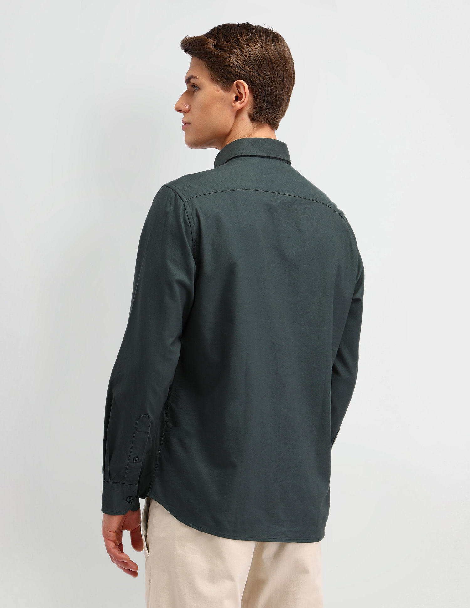 Arrow Sport Tailored Fit Solid Shirt