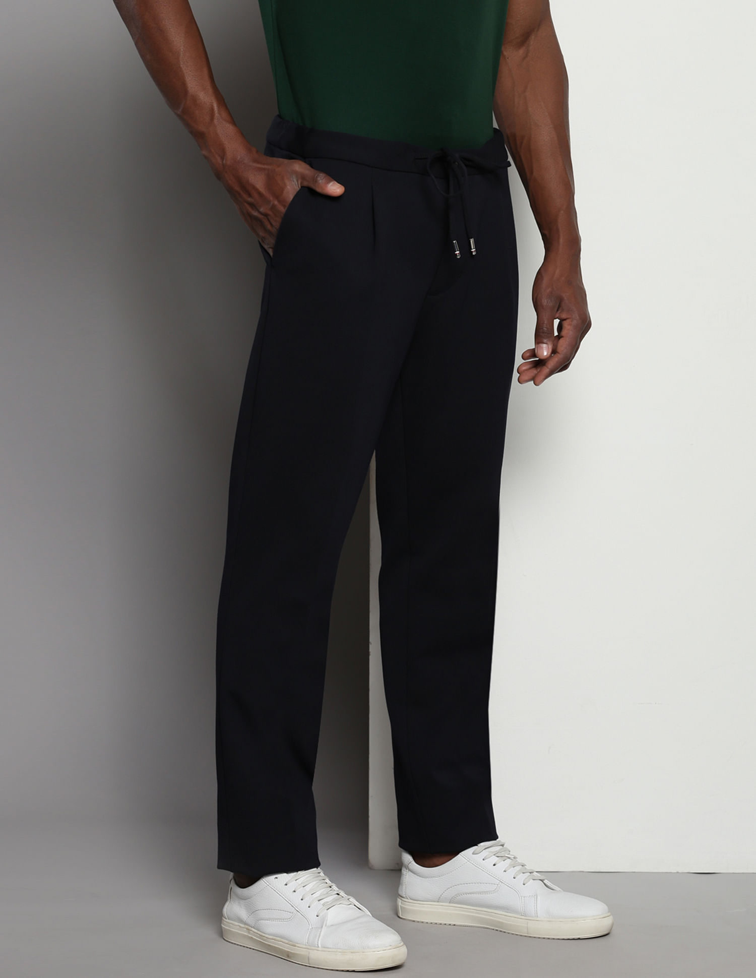 Tommy Hilfiger Pleated Front Solid Trousers