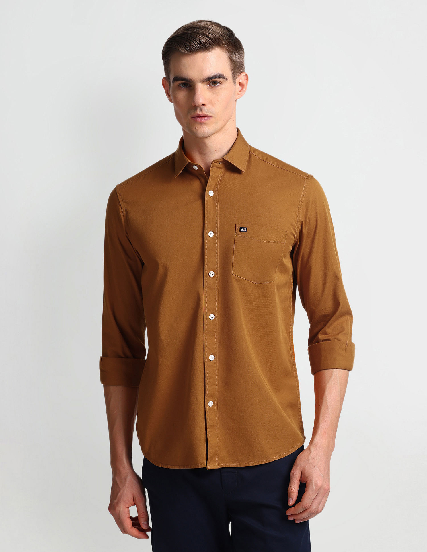 Arrow Sports Manhattan Slim Fit Solid Shirt