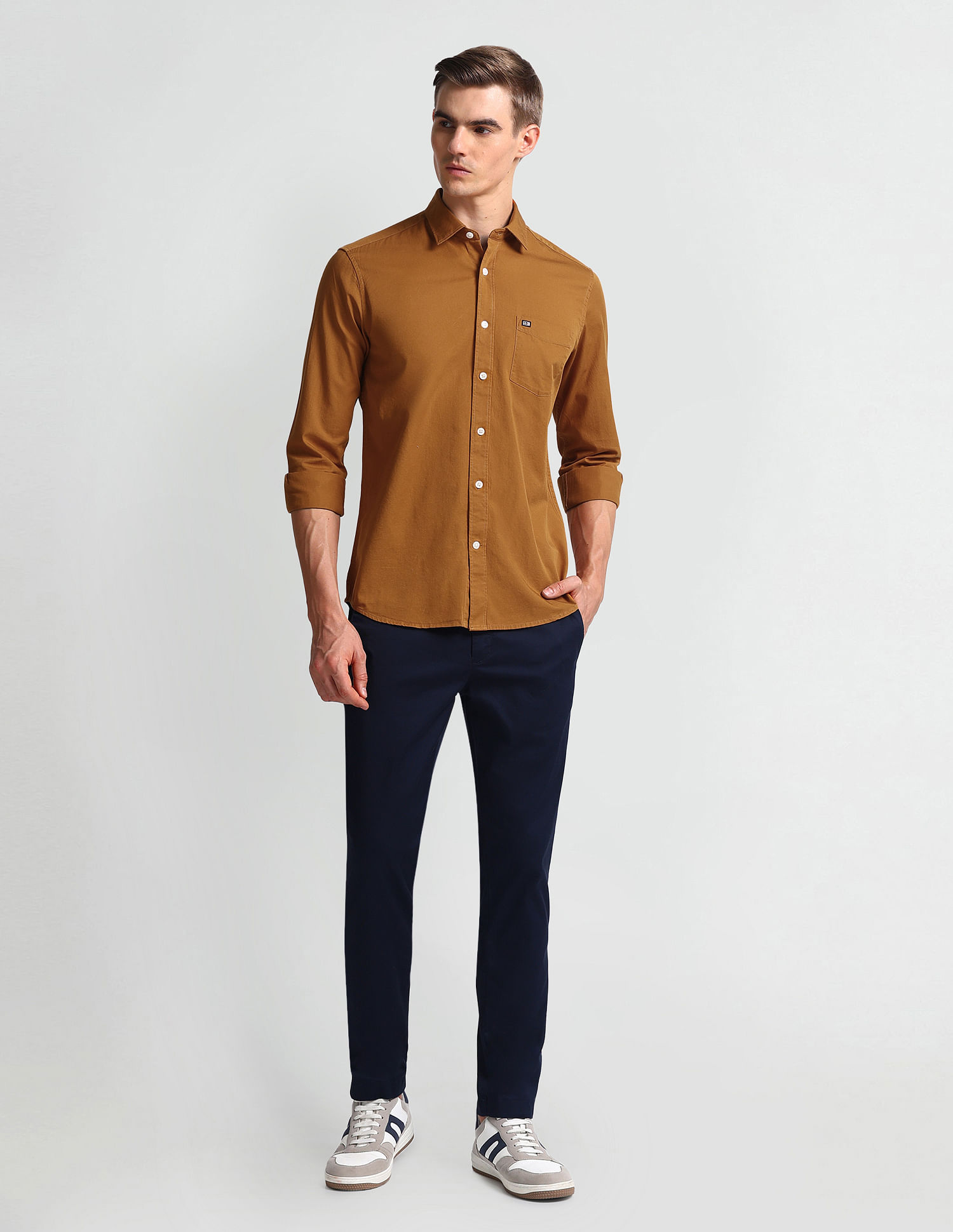 Arrow Sports Manhattan Slim Fit Solid Shirt
