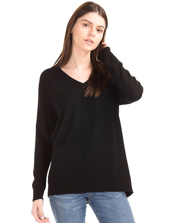 Buy GAP Women Women Black Soft Open V-Neck Sweater