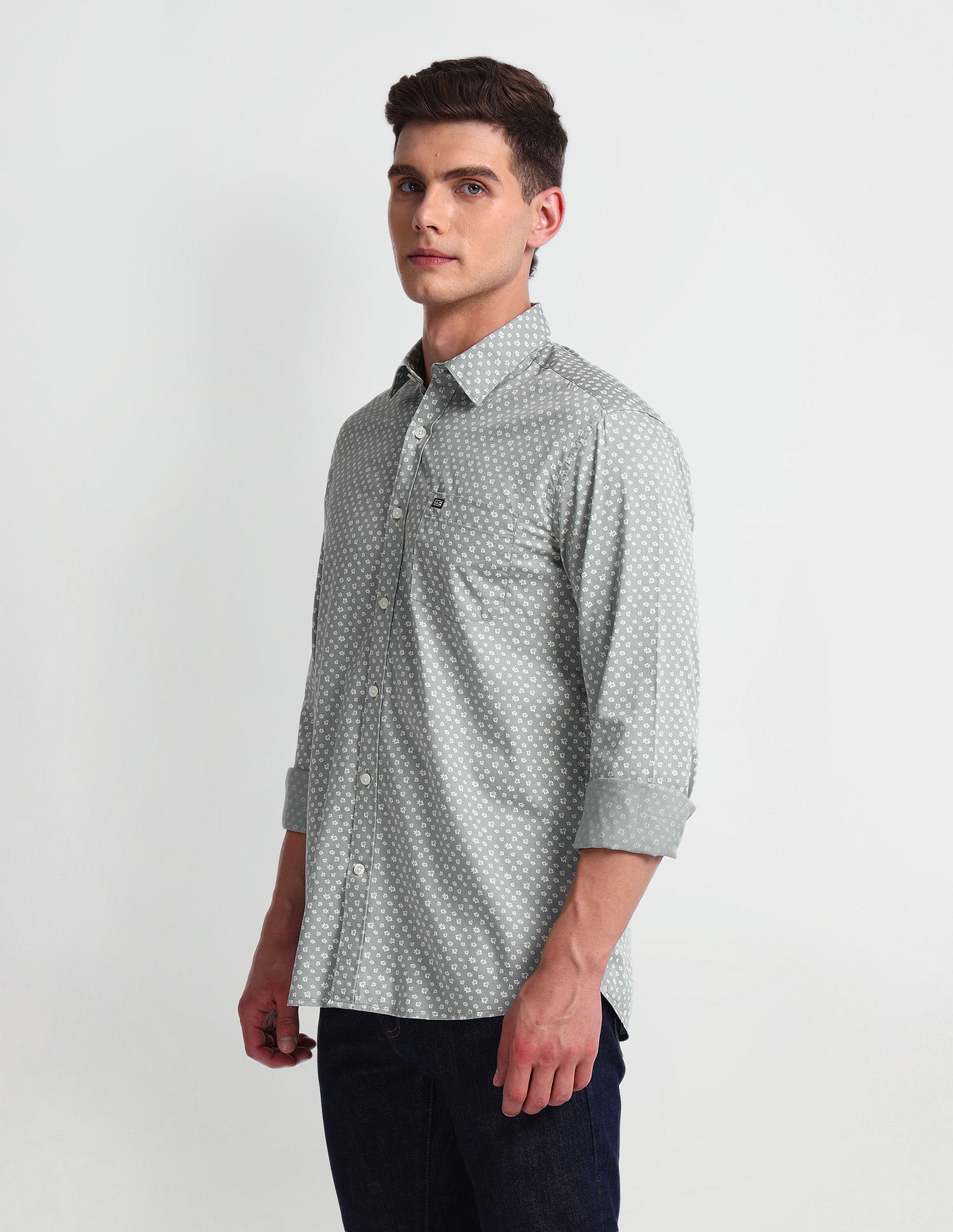Arrow Sports Manhattan Slim Fit Cotton Shirt