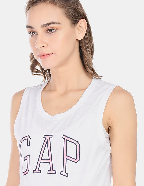 Buy GAP Women White Skinny Logo Muscle Tank - NNNOW.com
