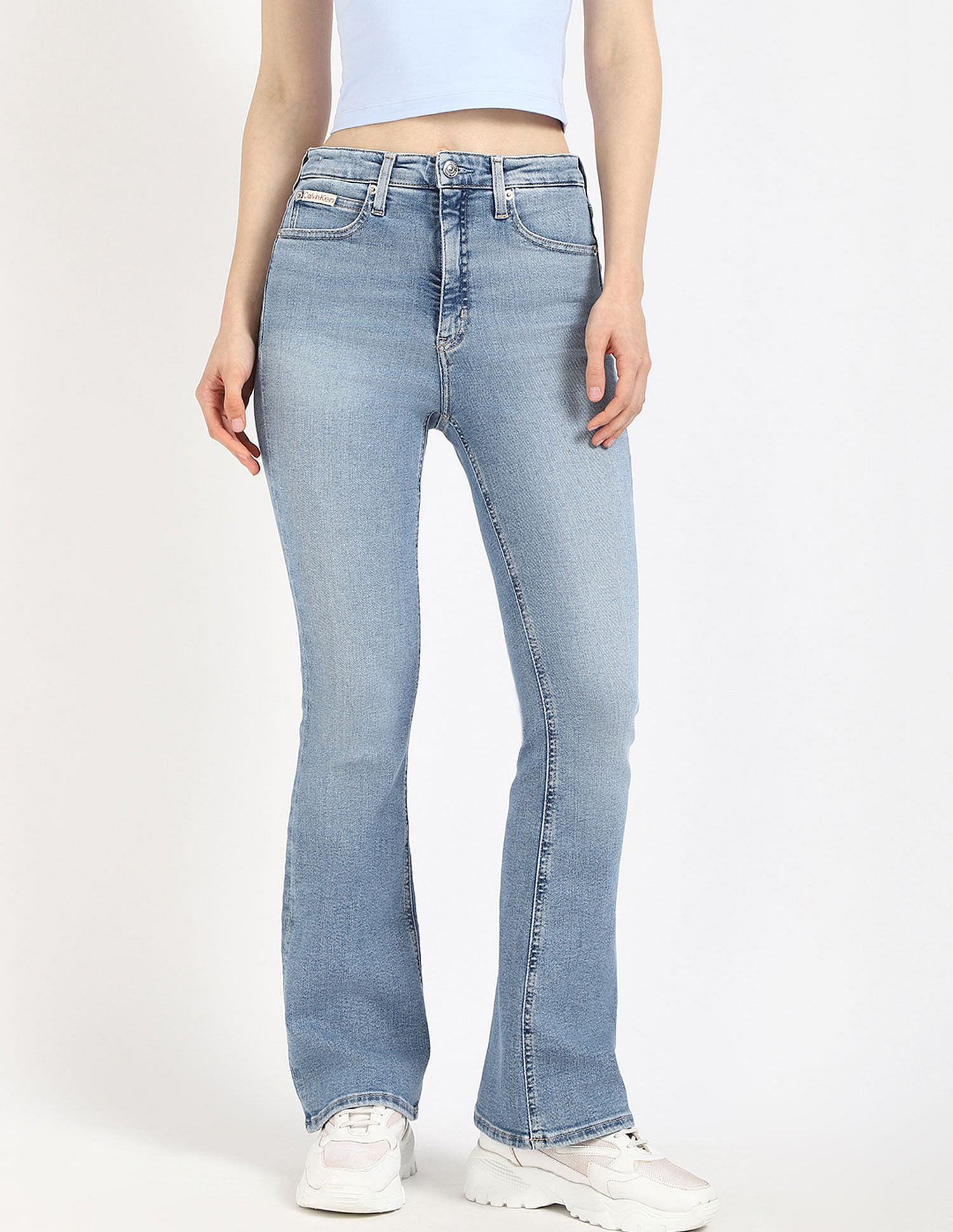 Calvin Klein Jeans Blue Solid Jeans for Casual Comfort