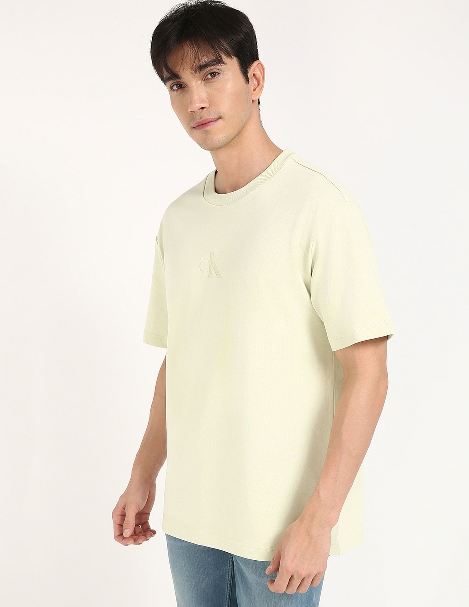 Calvin Klein Jeans Logo Relaxed-Fit Cotton T Shirt